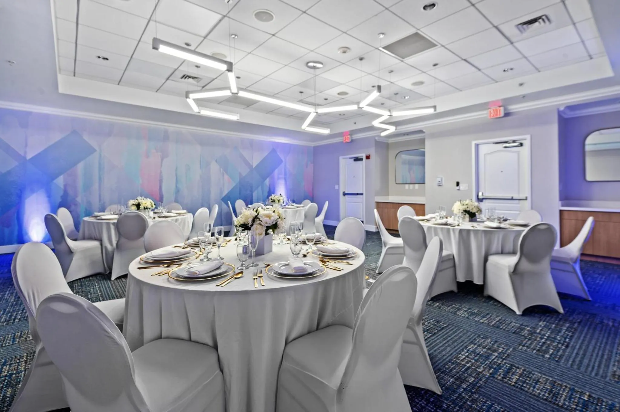 Food and drinks in Hilton Garden Inn Ft. Lauderdale Airport-Cruise Port