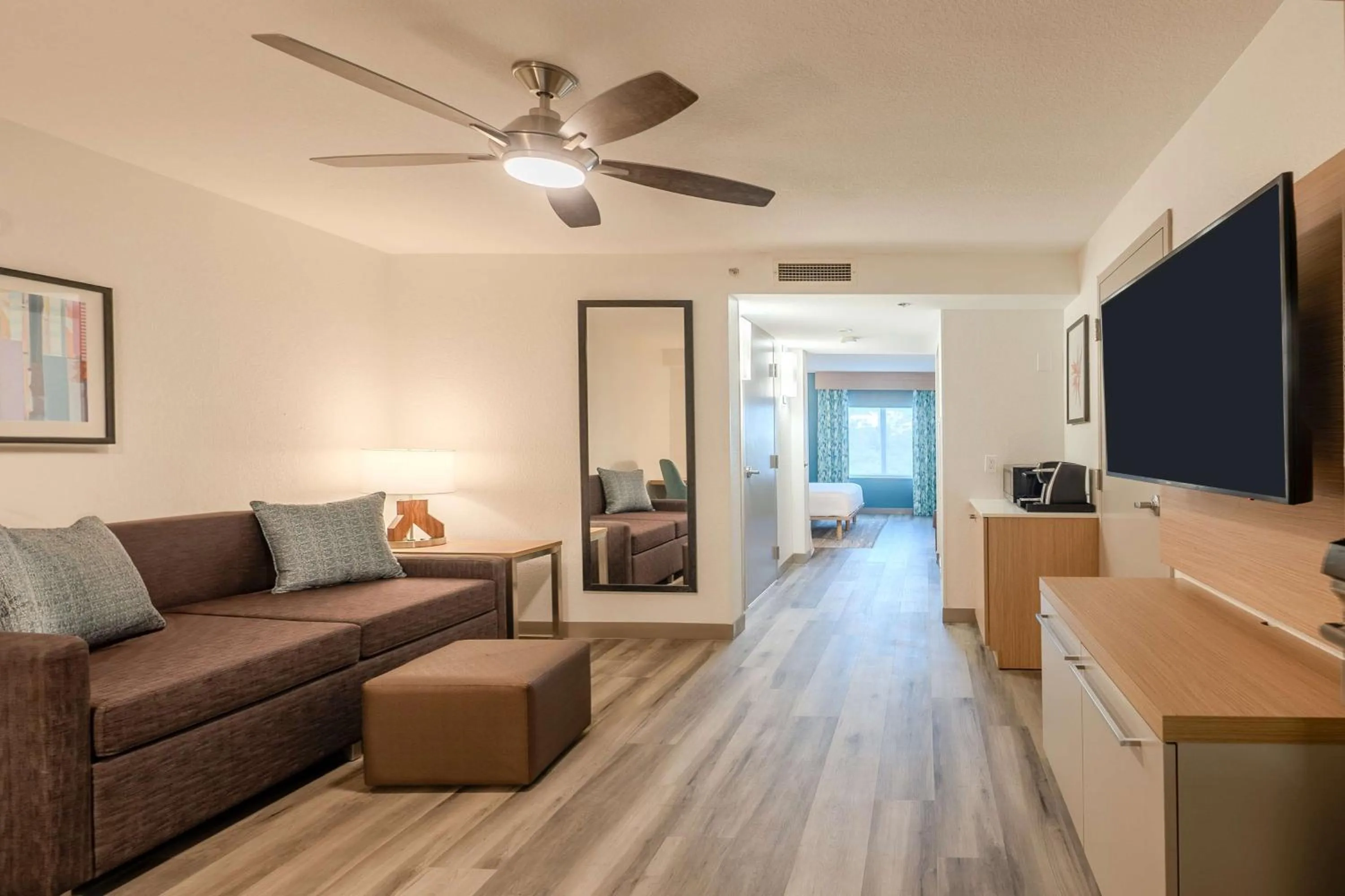 Living room in Hilton Garden Inn Ft. Lauderdale Airport-Cruise Port