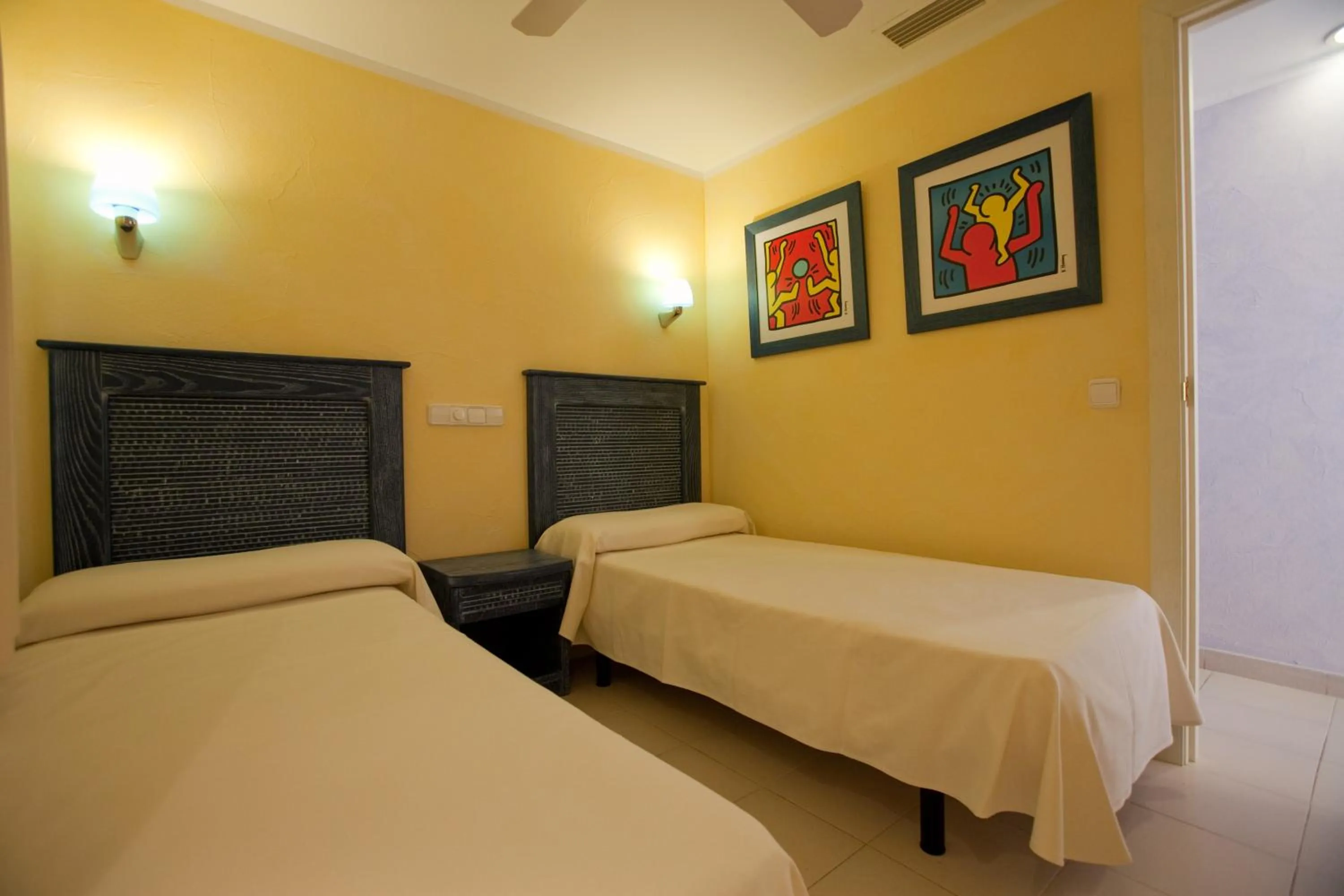 Bed in Royal Son Bou Family Club