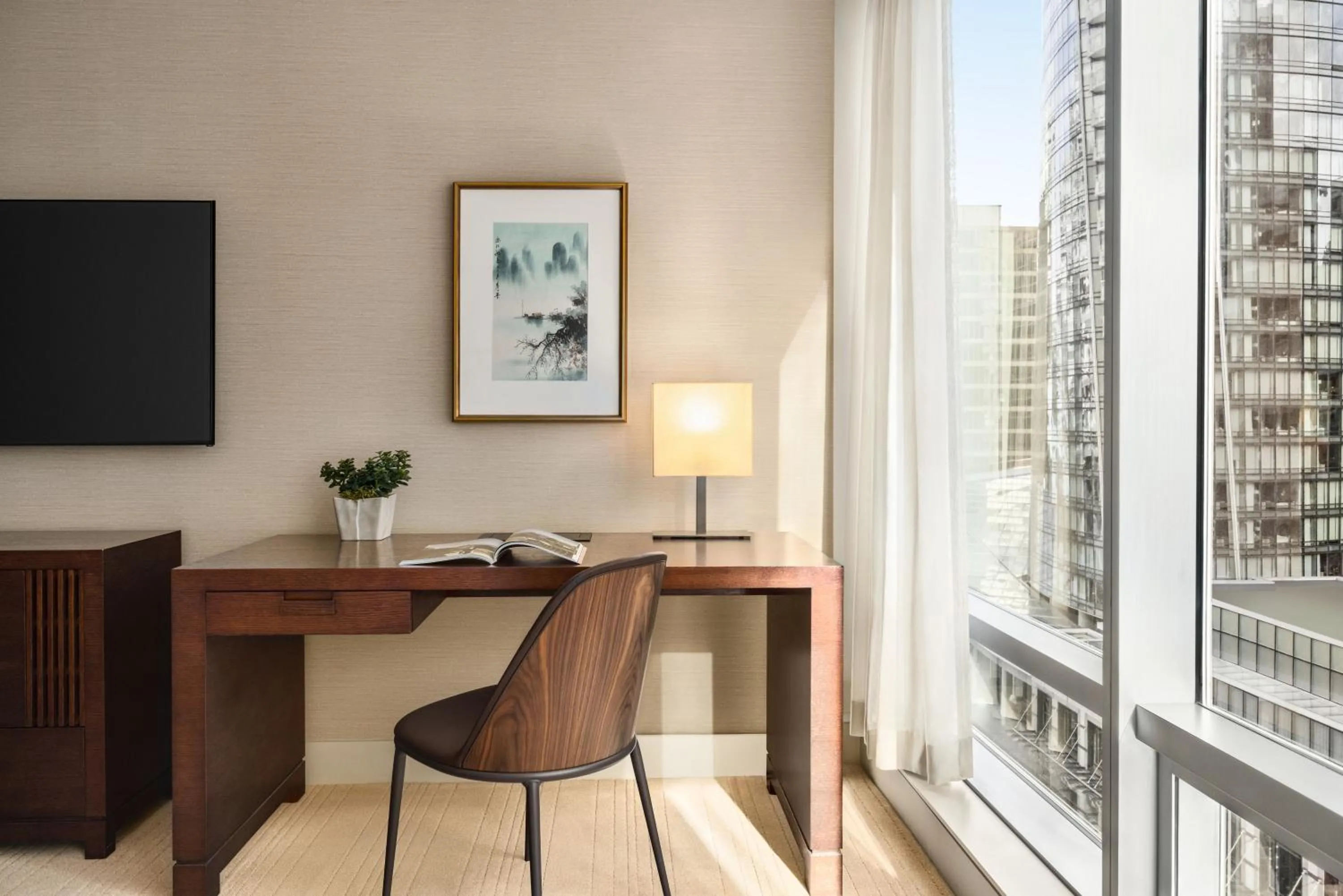 Property building in Hyatt Vancouver Downtown Alberni