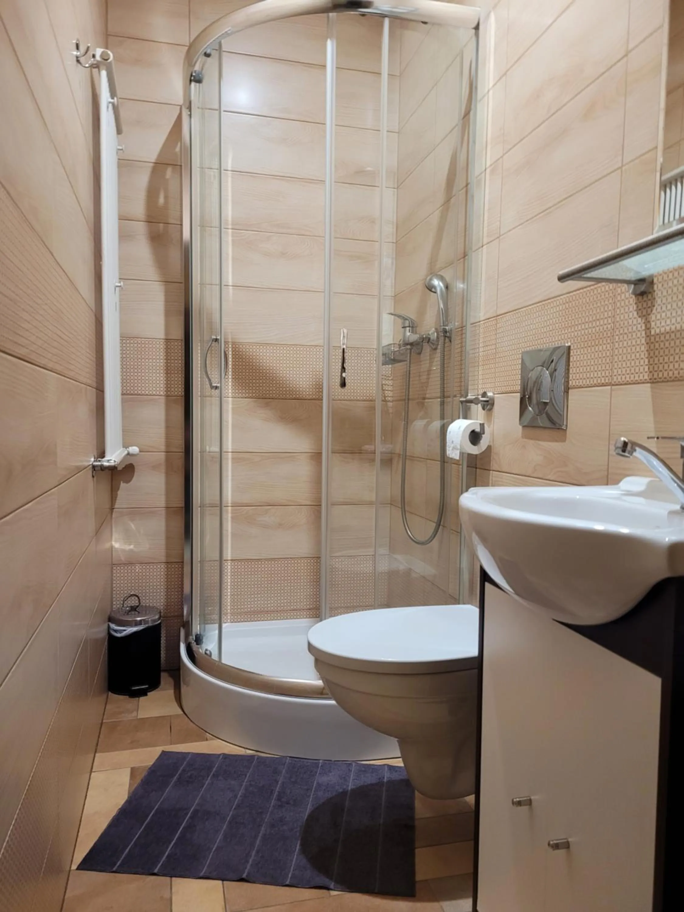 Shower in Gościniec Pod Lipą