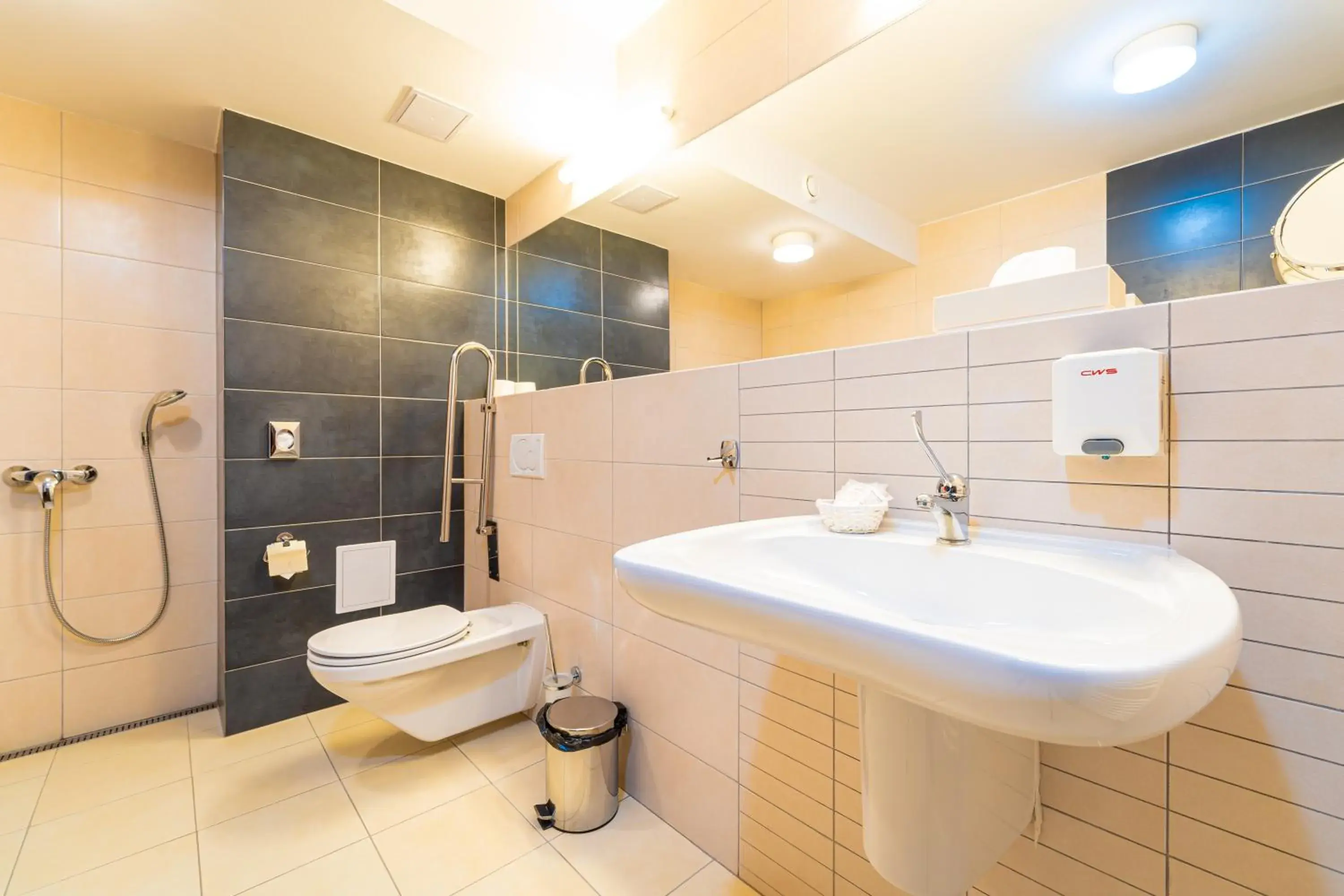 Family Room - single occupancy in Hotel Alibaba Family Room - single occupancy in Hotel Alibaba