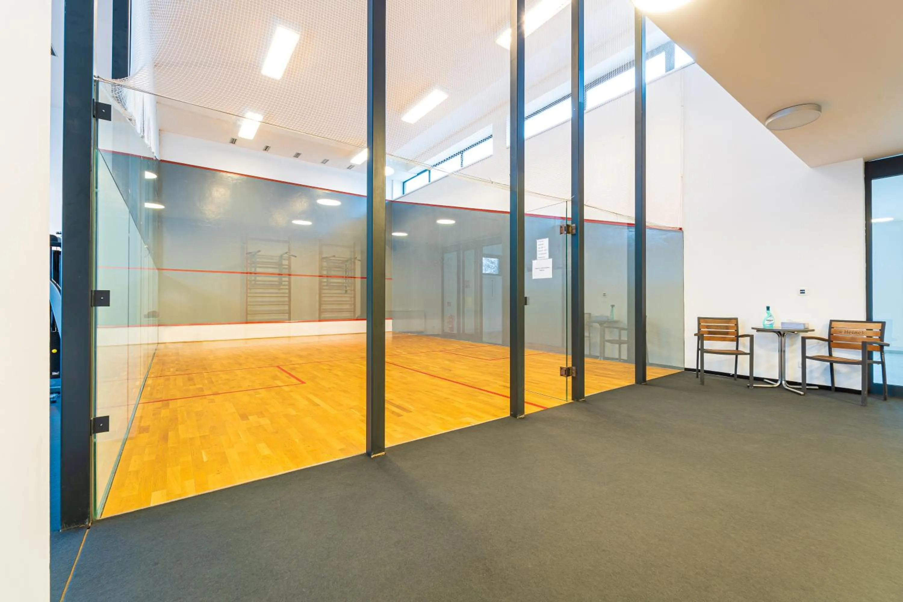 Squash in Hotel Alibaba