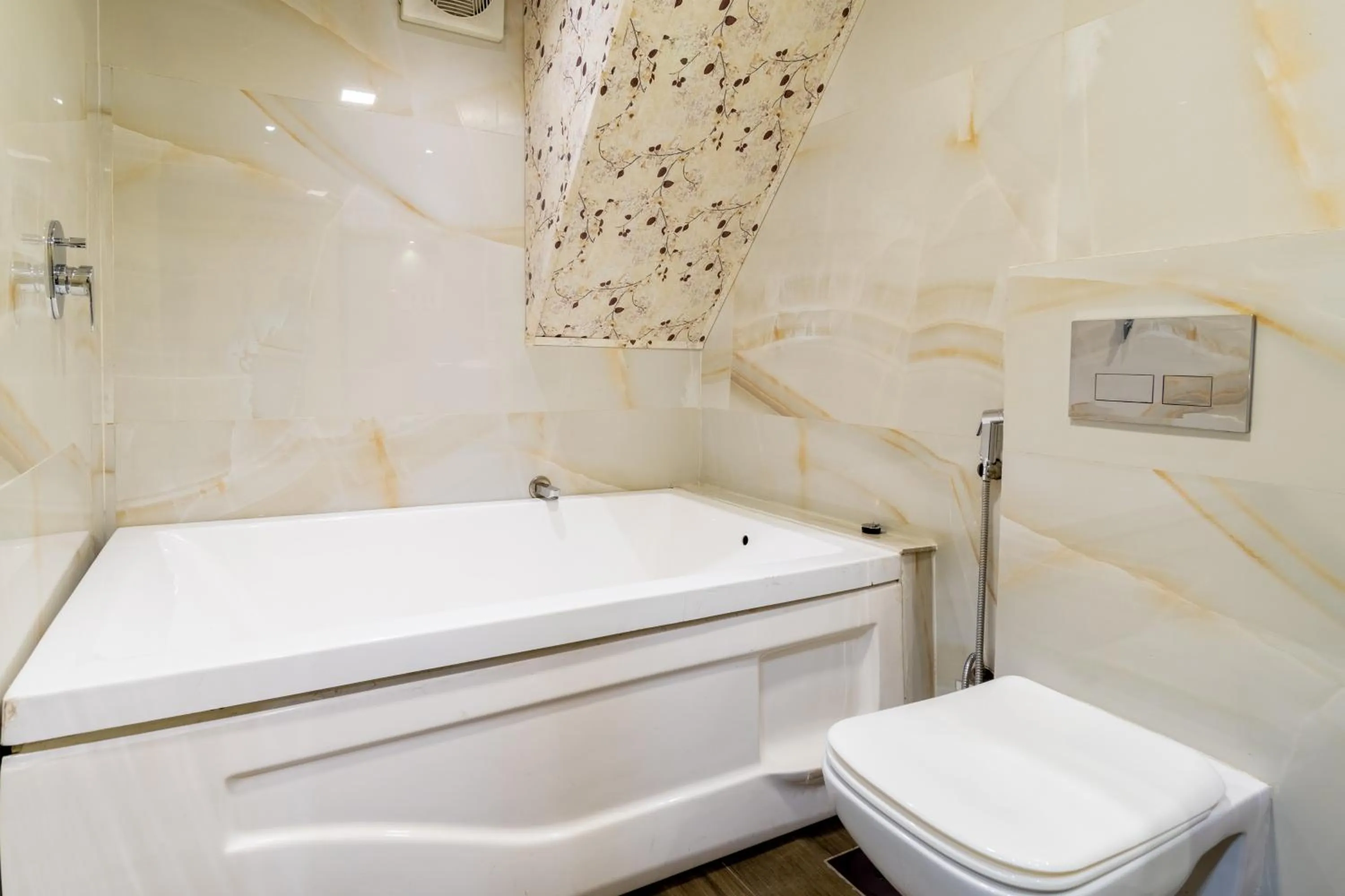 Bathroom in Onn Shelter Inn