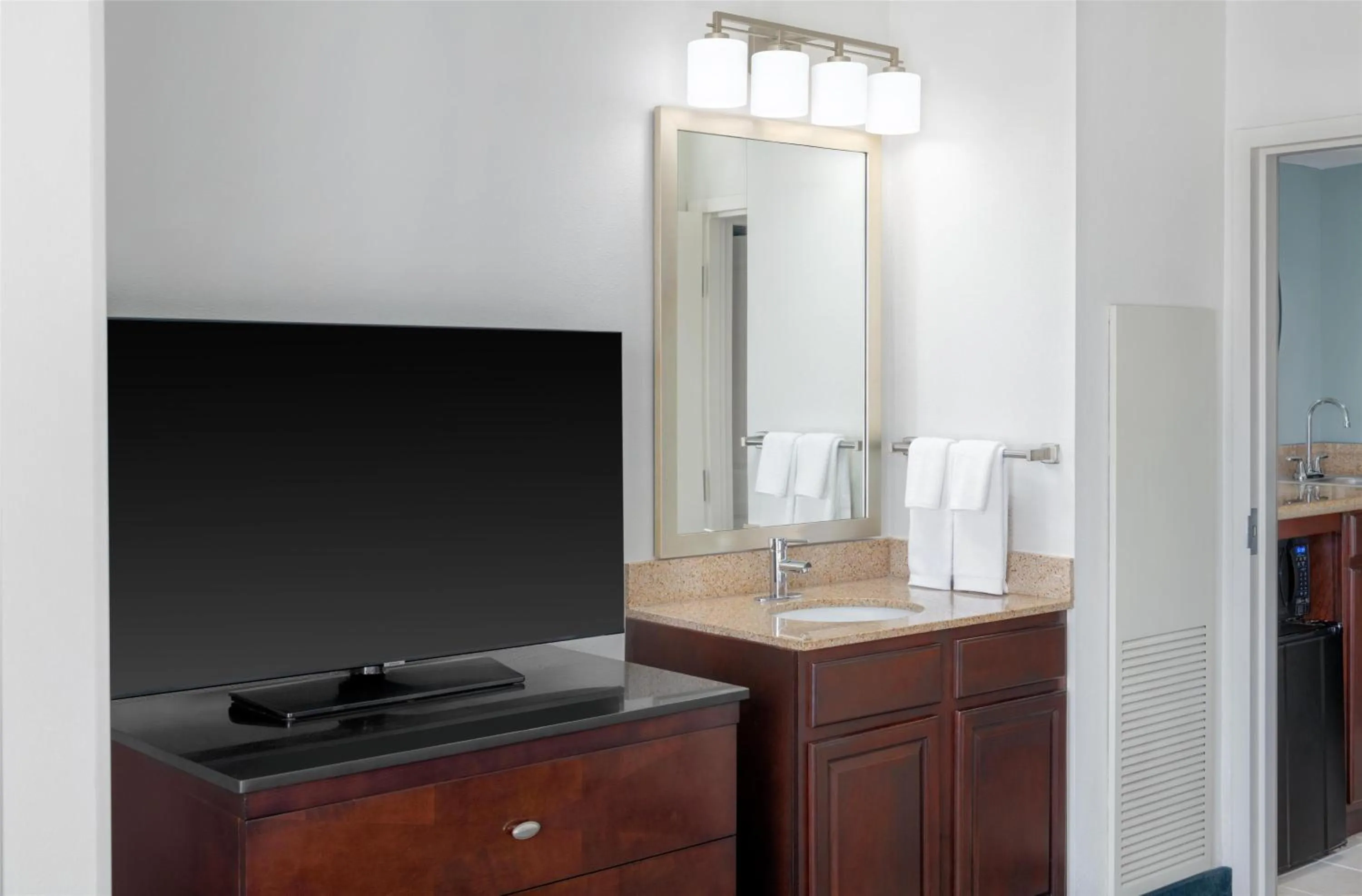 Photo of the whole room in Embassy Suites Fort Myers - Estero