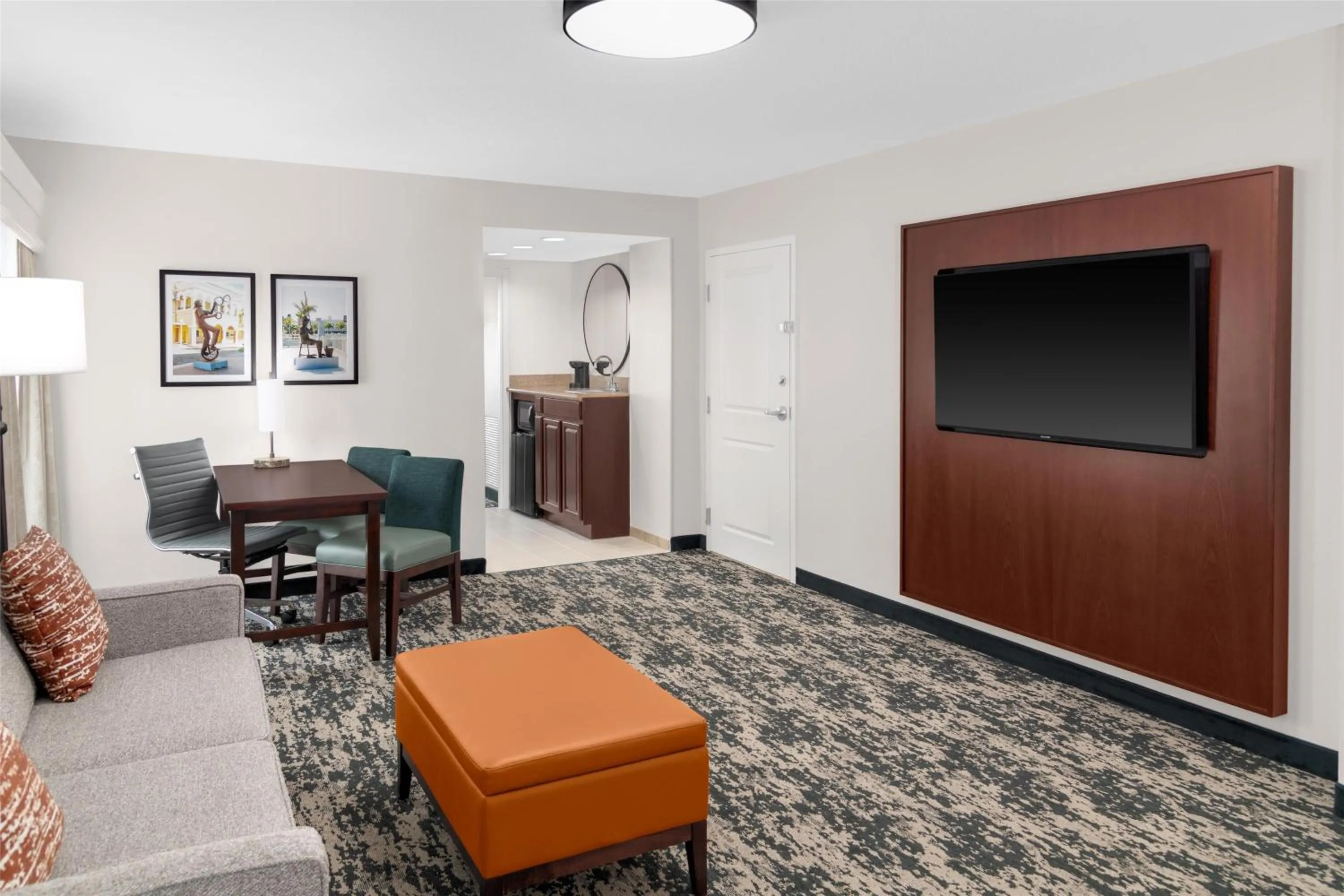 Bedroom in Embassy Suites Fort Myers - Estero