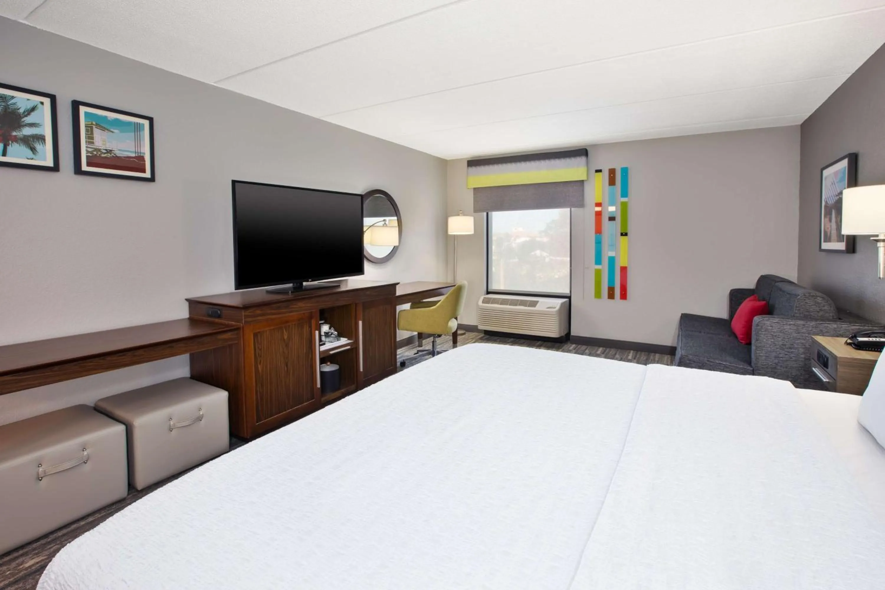 Bedroom, Bed in Hampton Inn Daytona/Ormond Beach