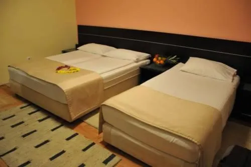Bed in Hotel Beograd - Yu