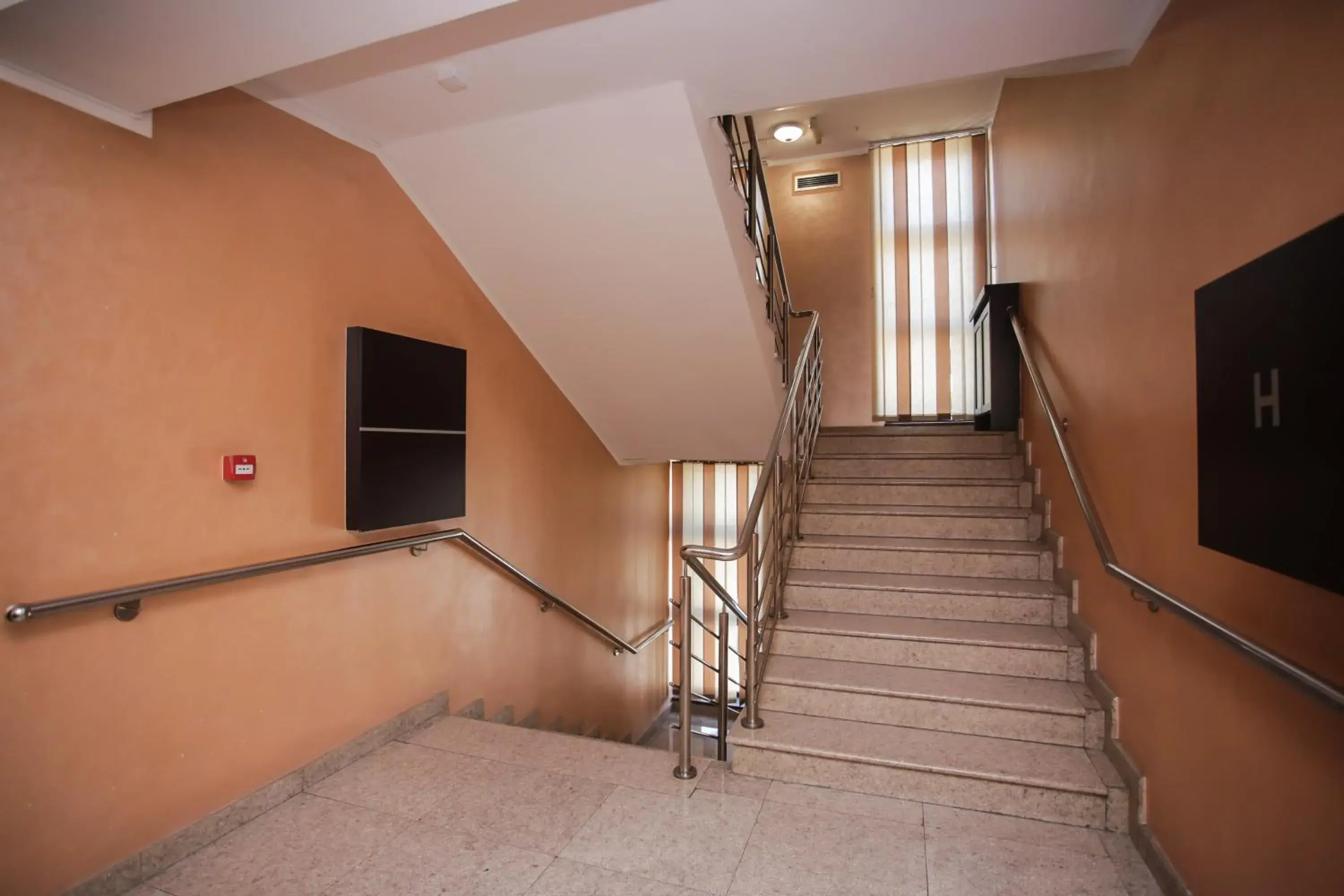 Deluxe Double Room with Shower in Hotel Beograd - Yu Deluxe Double Room with Shower in Hotel Beograd - Yu