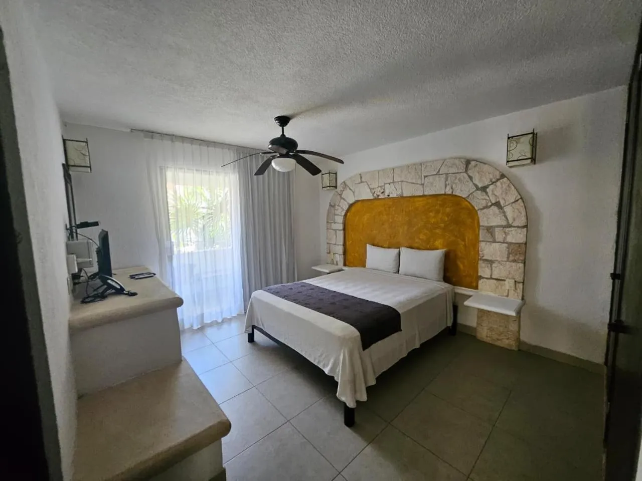 Bed in Tukan Hotel Playa del Carmen