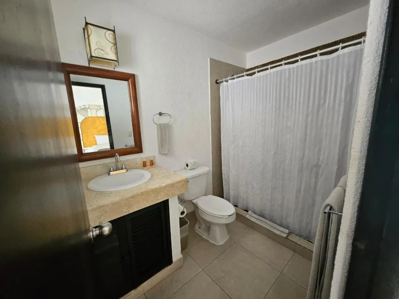 Bathroom in Tukan Hotel Playa del Carmen