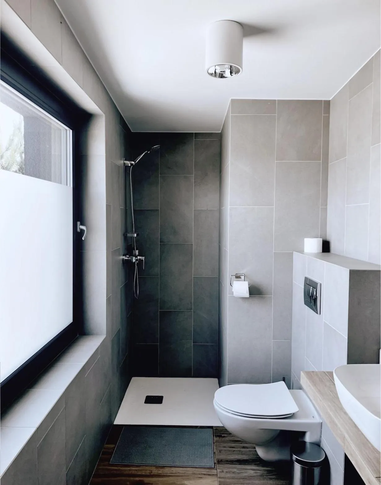 Shower in Wygodne Pokoje H114