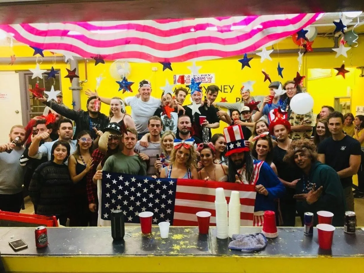 Entertainment in Maze Backpackers - Sydney