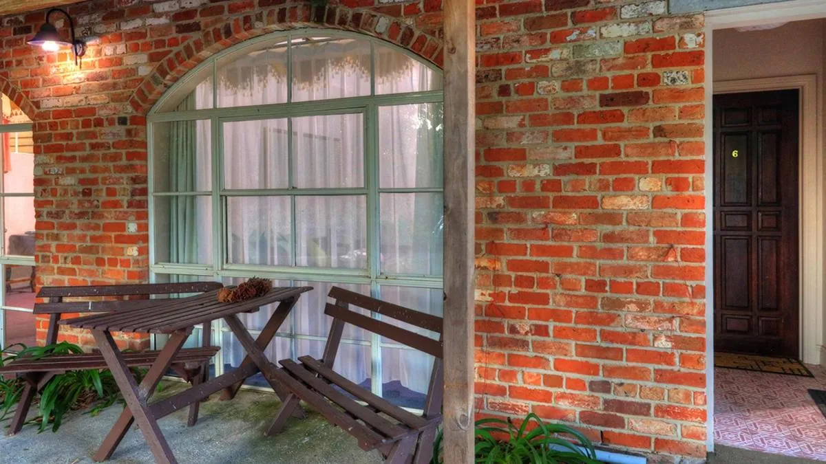 Hatchers Richmond Manor