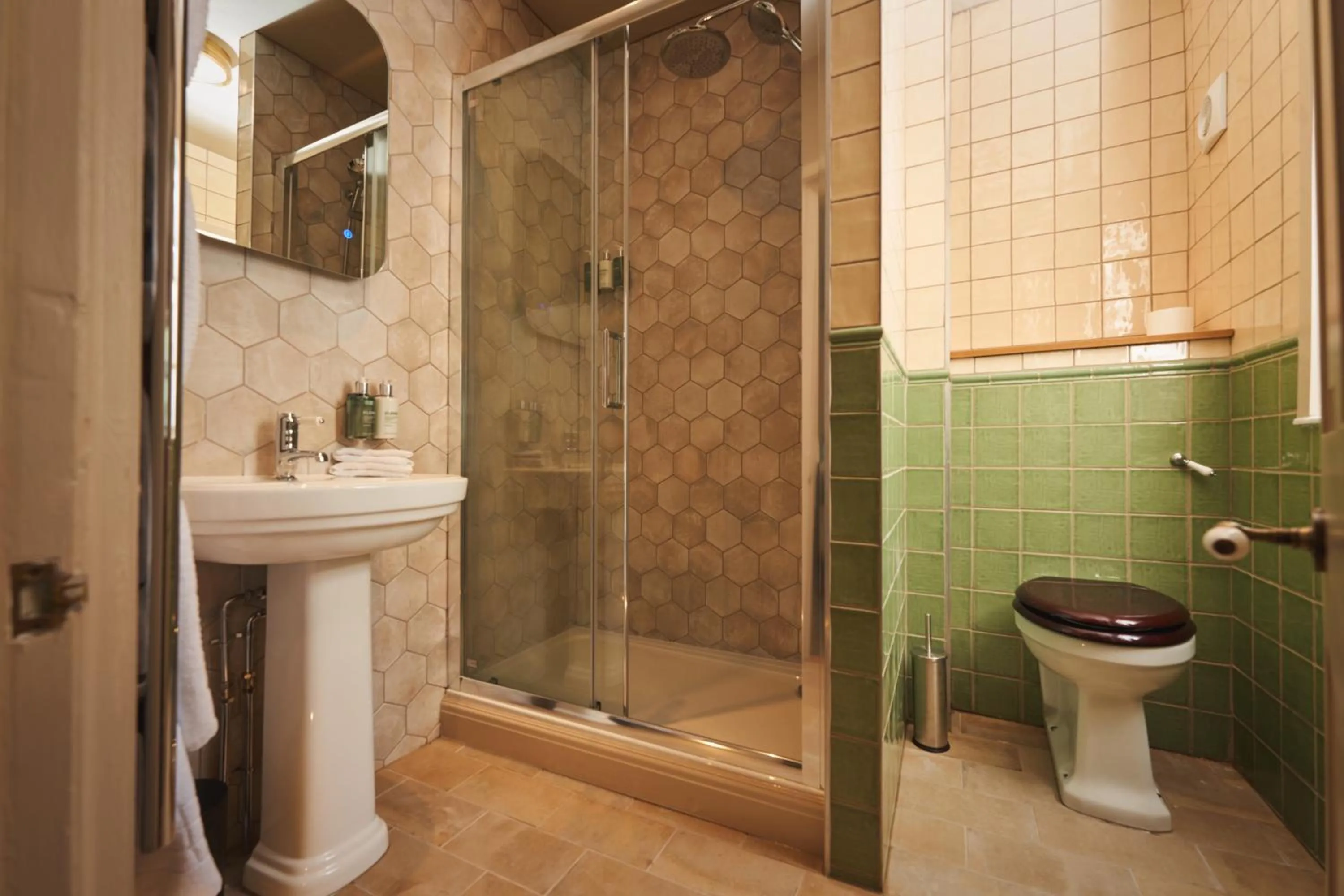 Shower in The Rising Sun