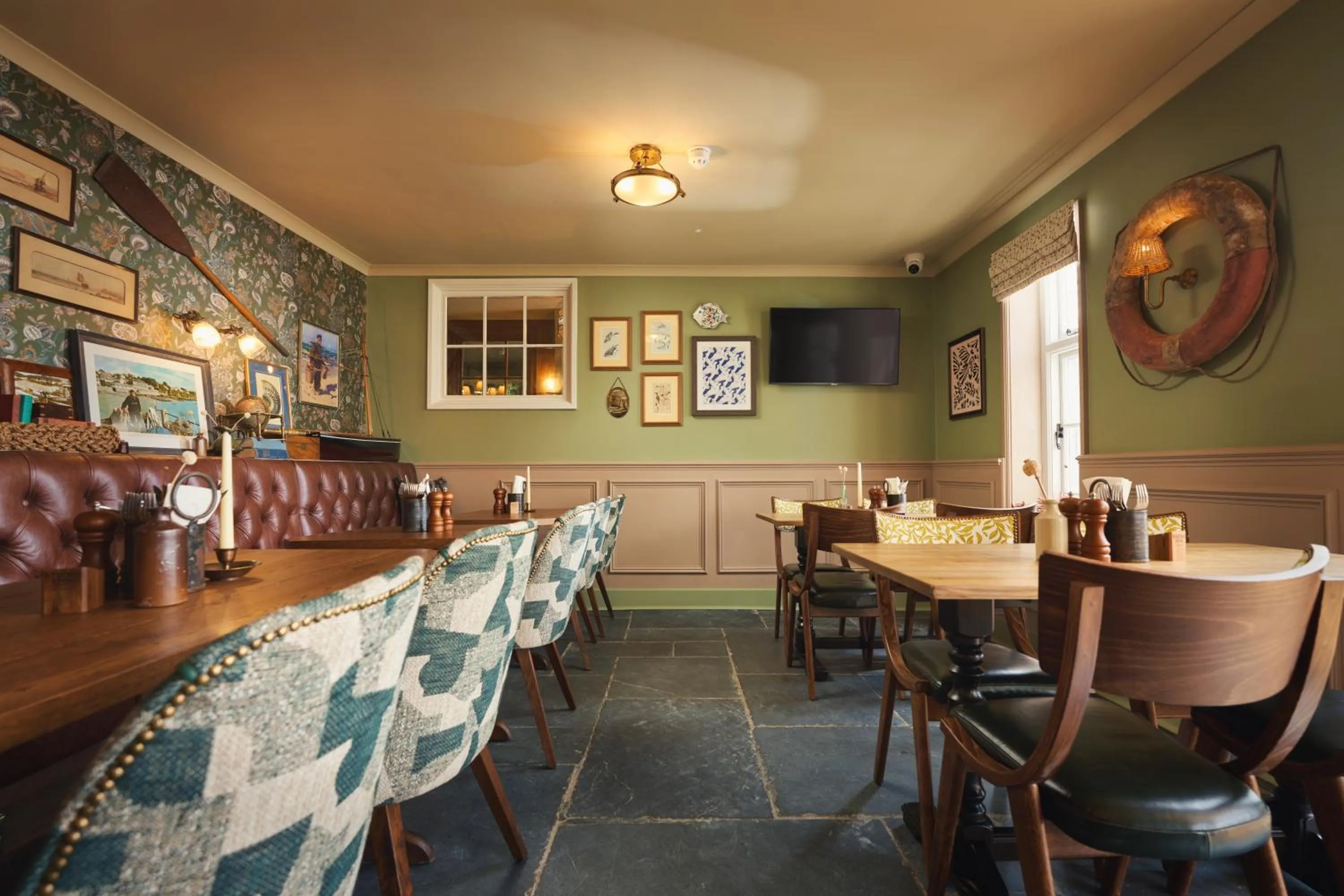 Restaurant/places to eat in The Rising Sun