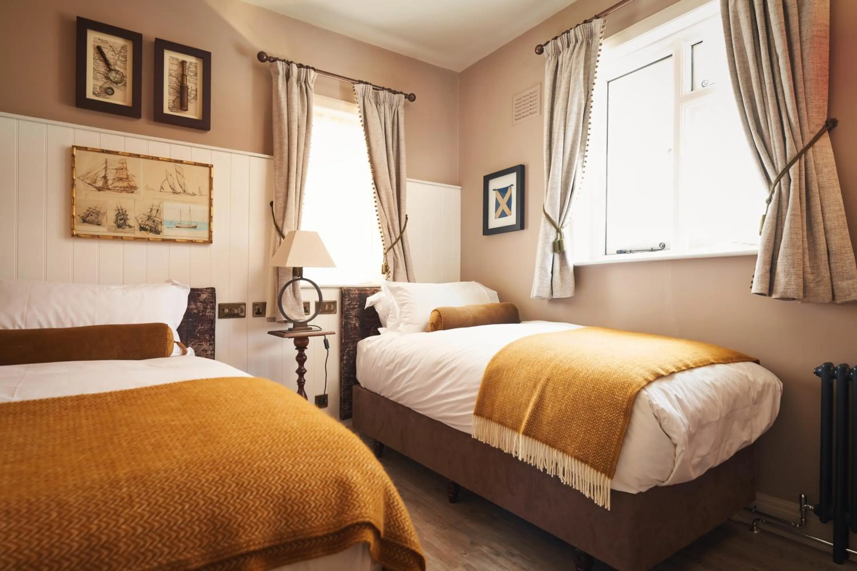 Bed in The Rising Sun