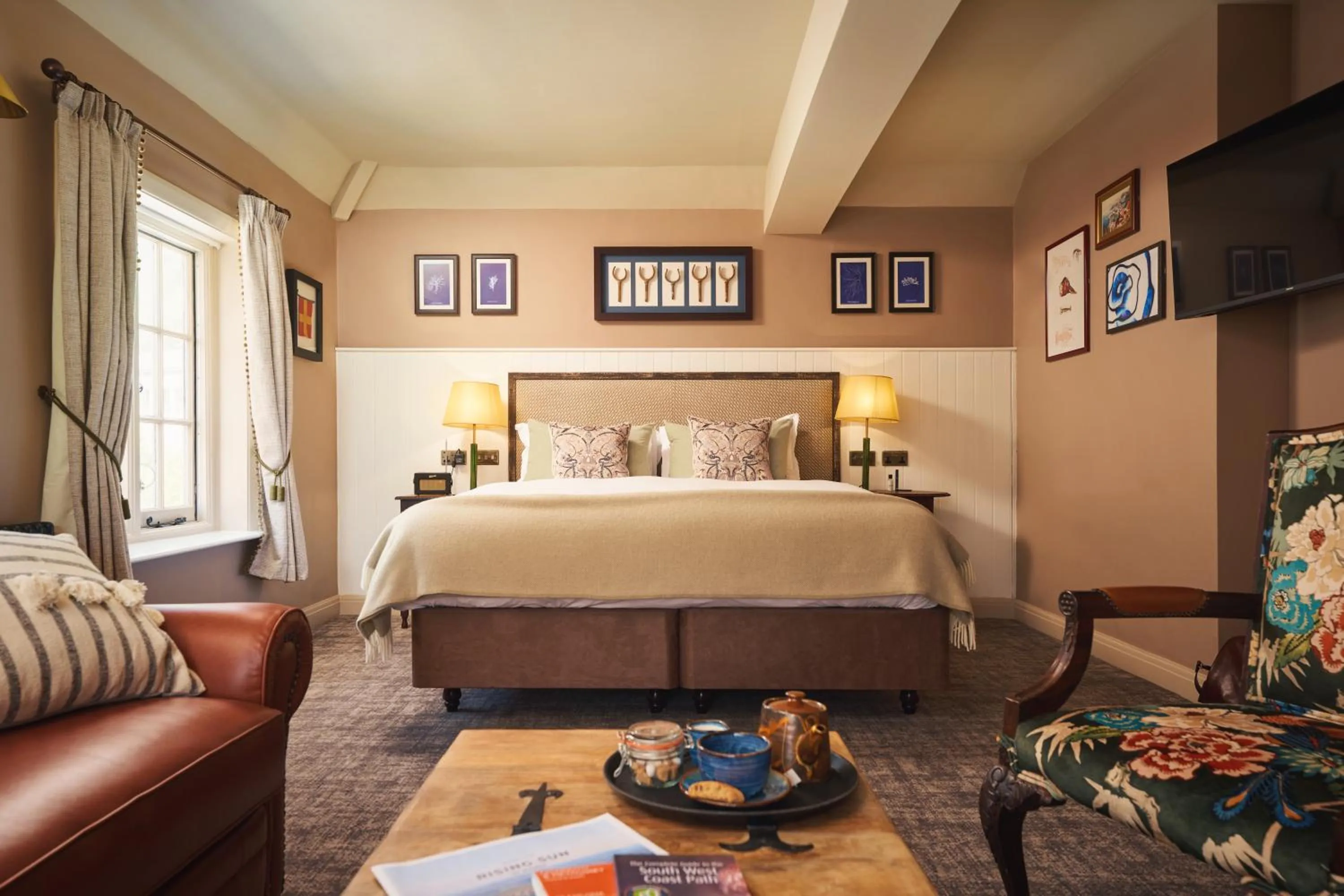 Bed in The Rising Sun