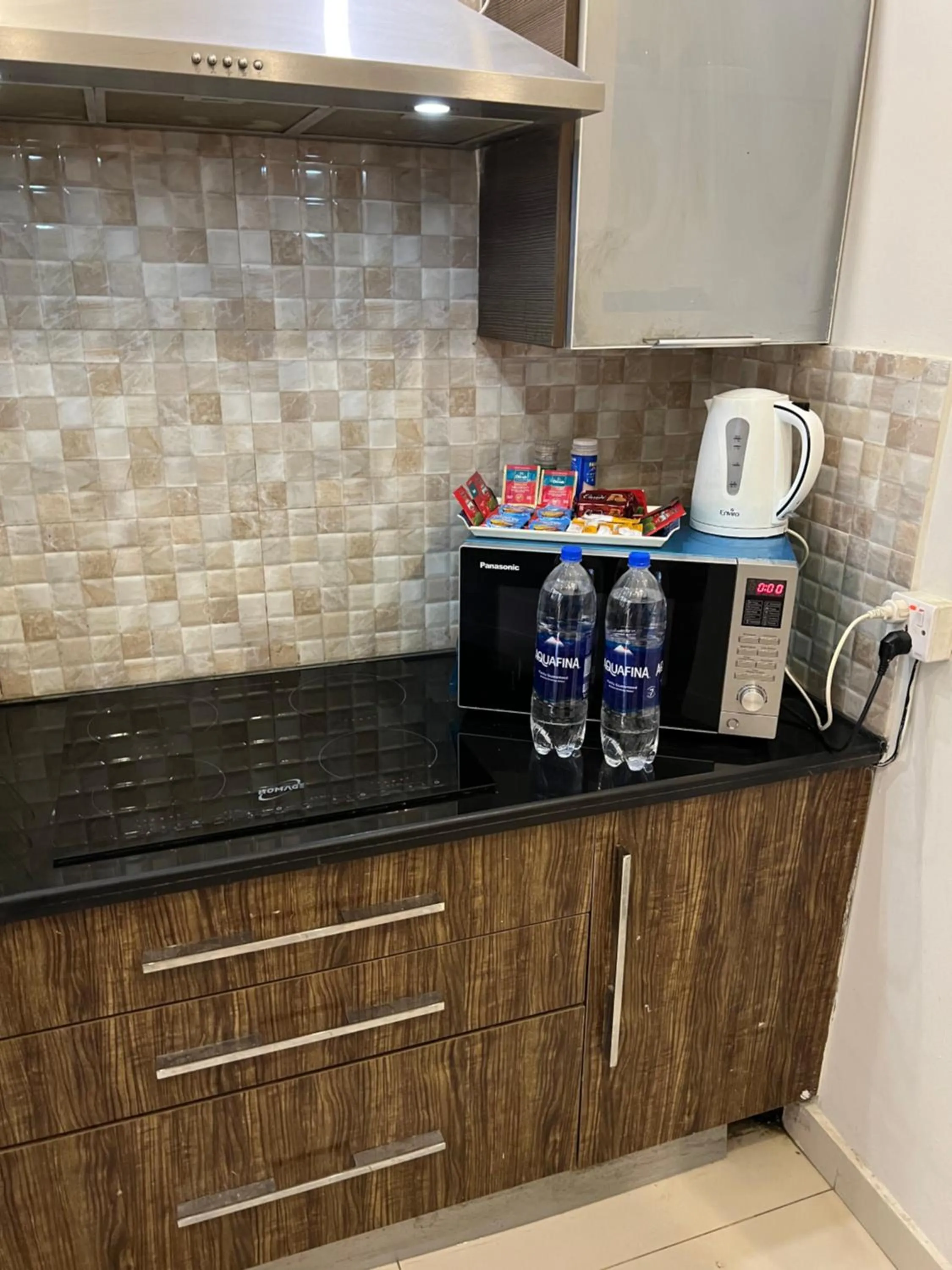 Vactional Villa Dha Phase 6 Lahore ,Three Bed Room Full House