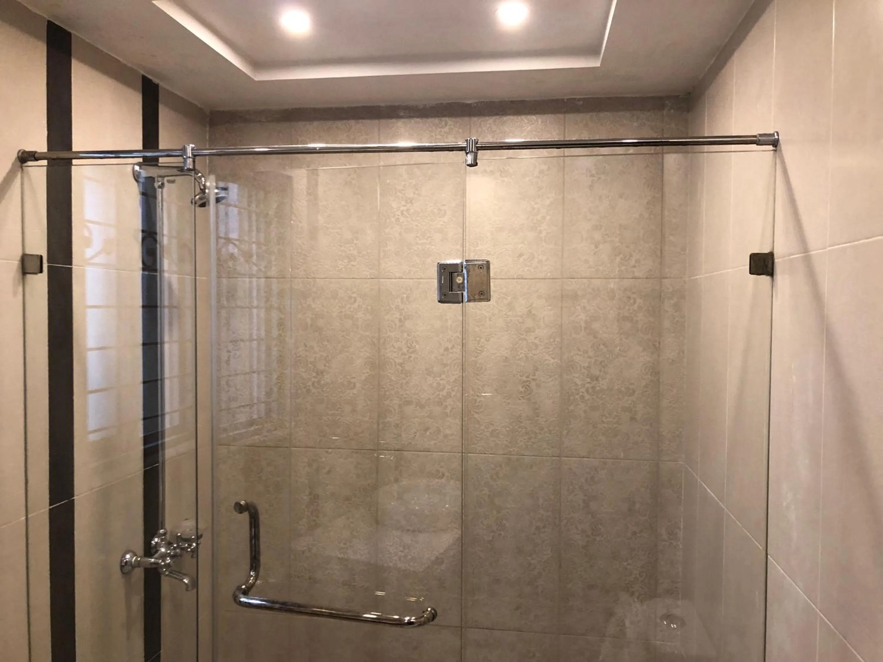 Vactional Villa Dha Phase 6 Lahore ,Three Bed Room Full House