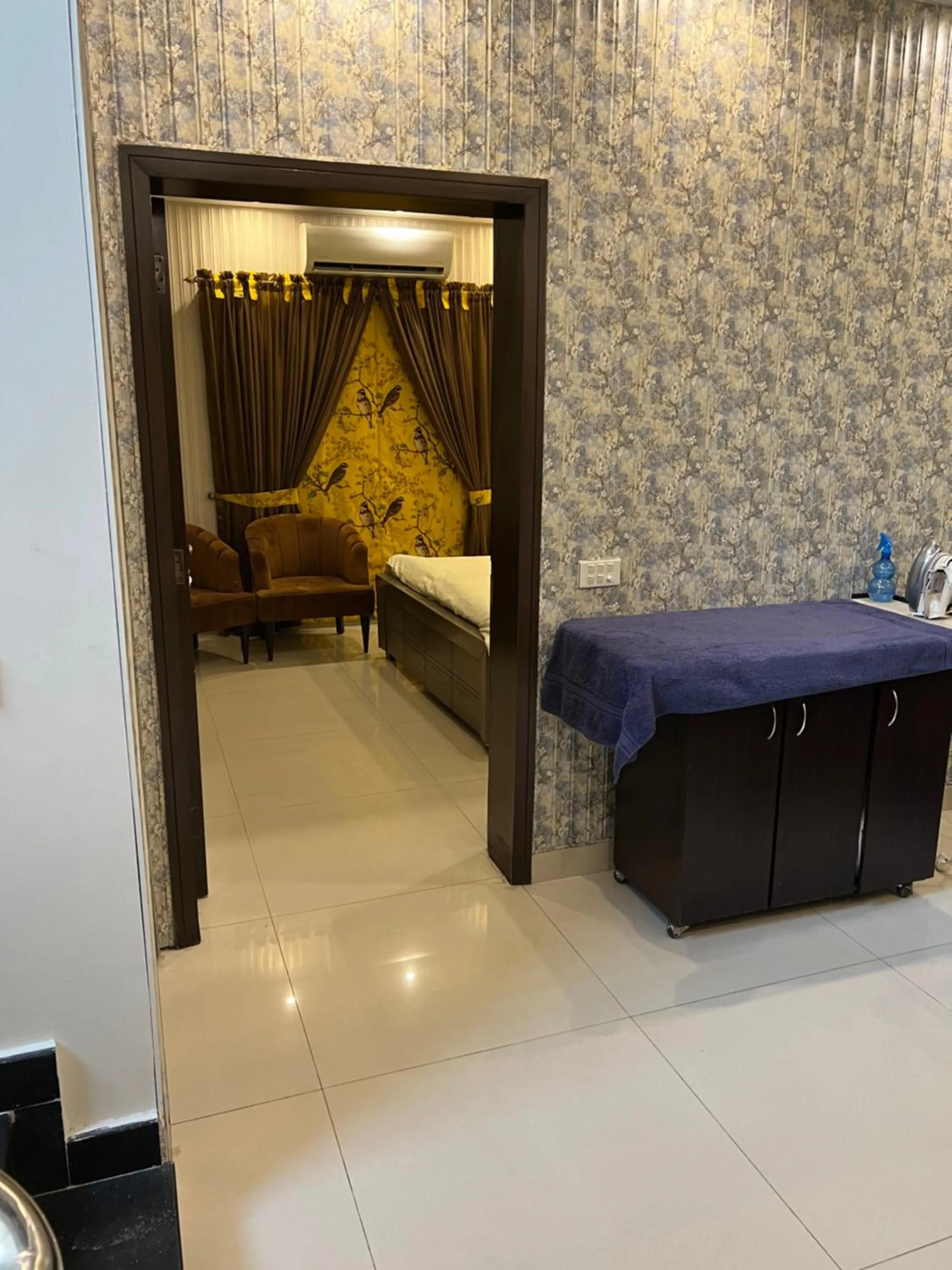 Bed in Vactional Villa Dha Phase 6 Lahore ,Three Bed Room Full House