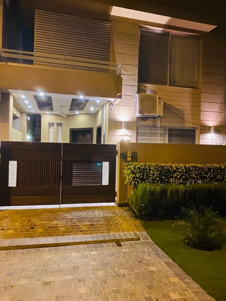 Vactional Villa Dha Phase 6 Lahore ,Three Bed Room Full House