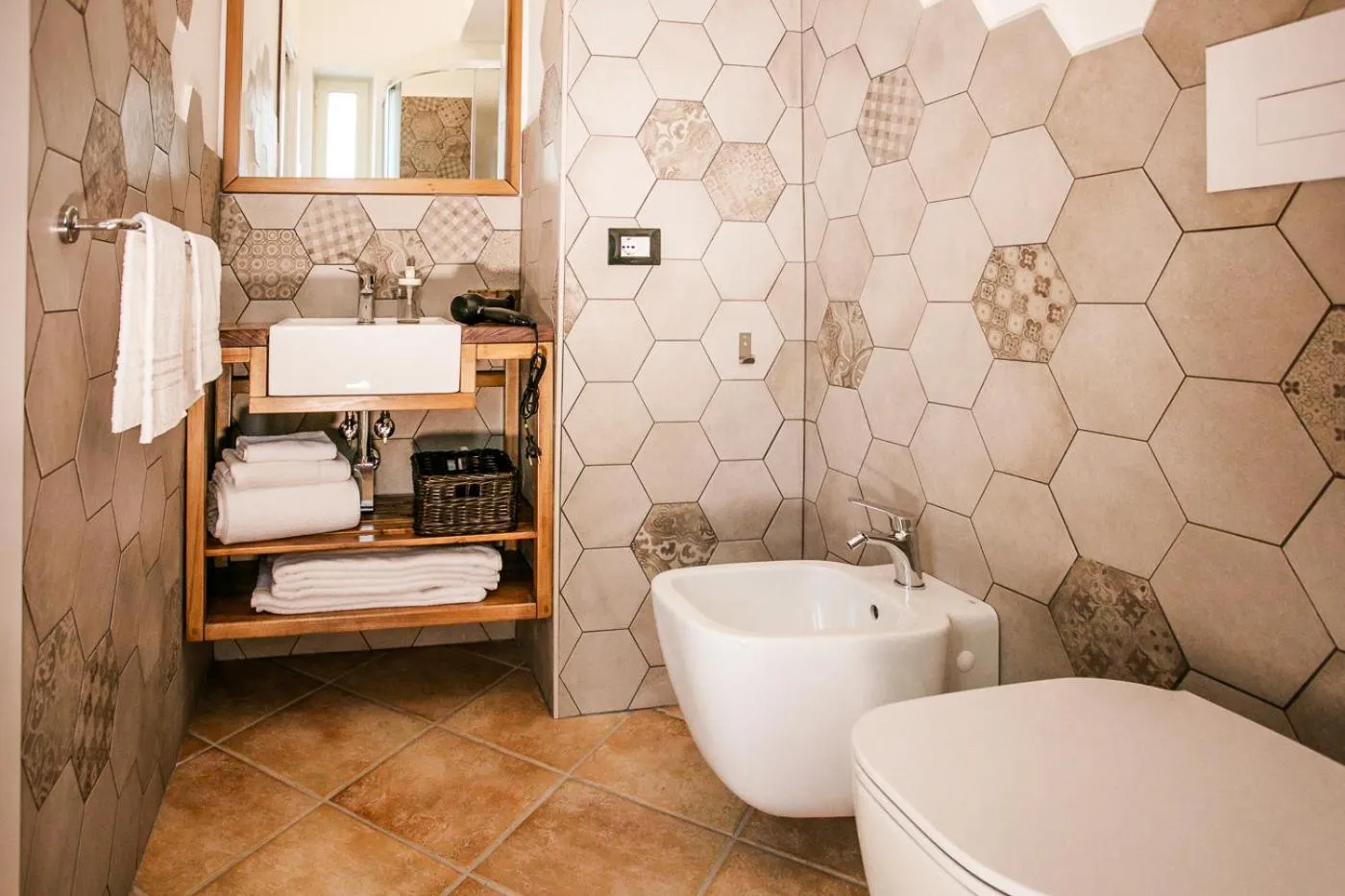 Shower in B&B Scirocco House