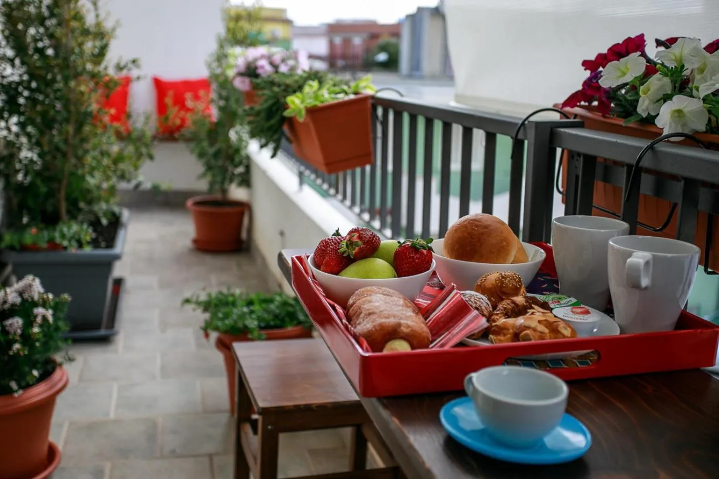 Food and drinks in B&B Scirocco House