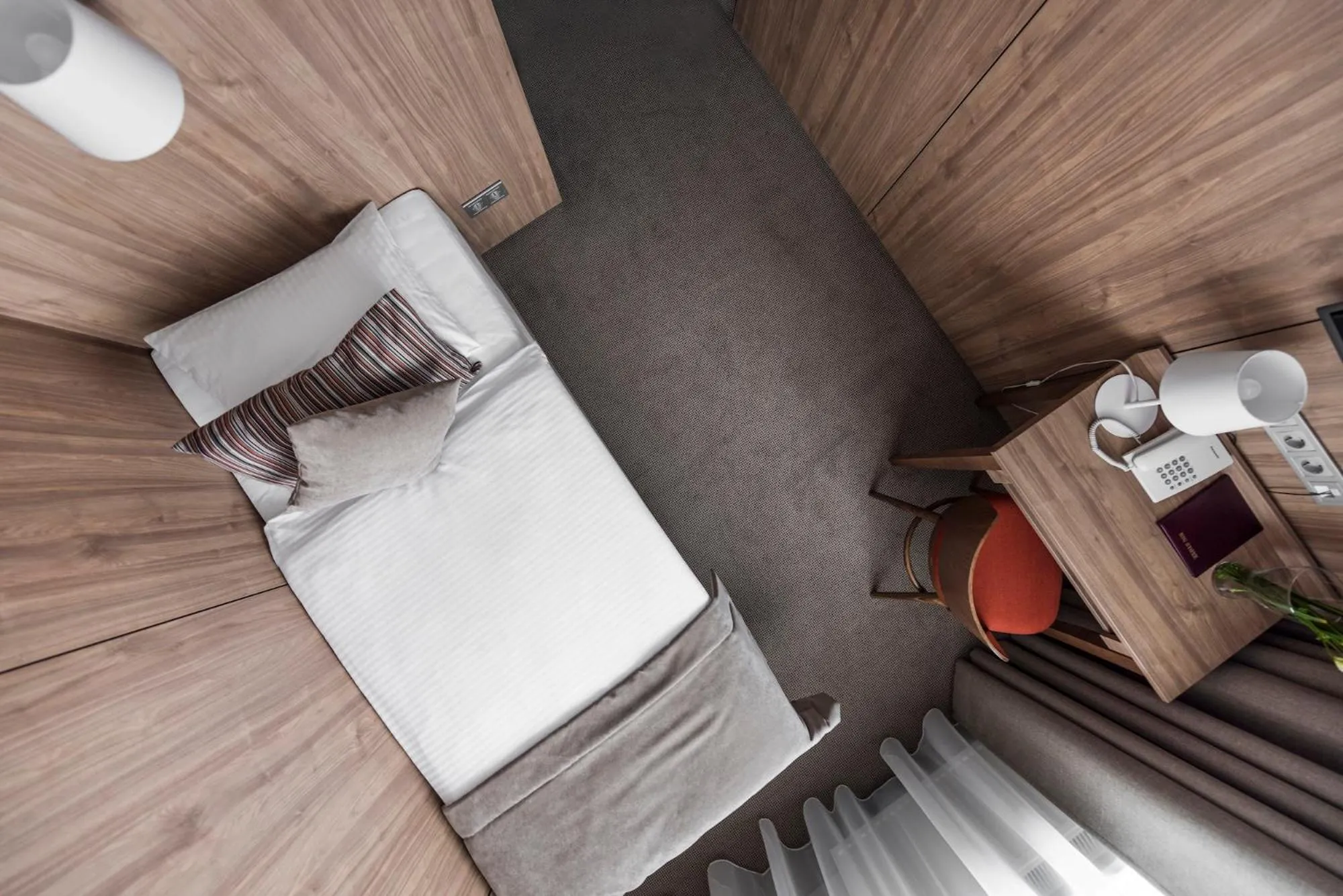 Bedroom, Bed in Big Stone