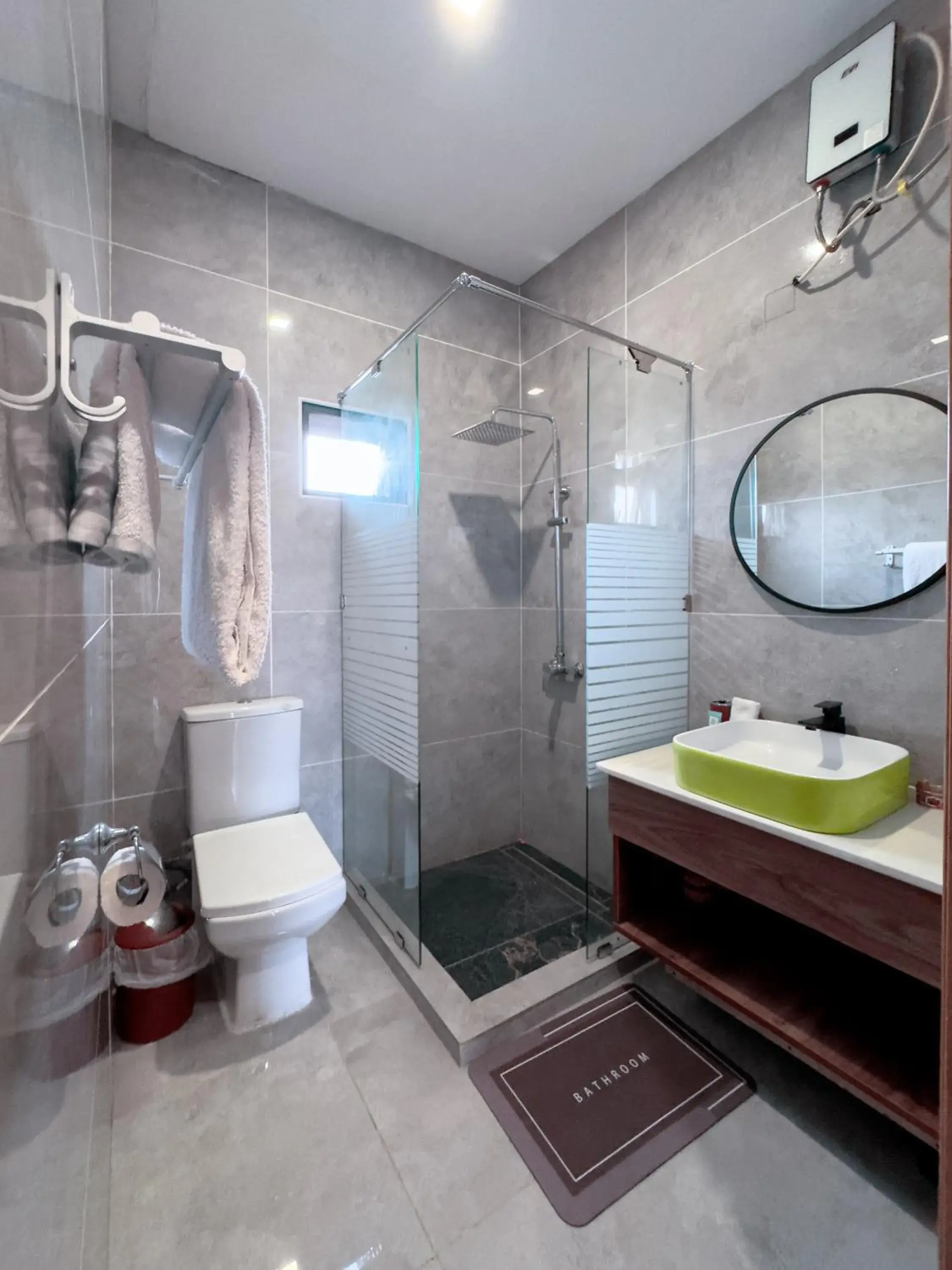 Superior King Room - single occupancy in Euro Homes Hotel Superior King Room - single occupancy in Euro Homes Hotel