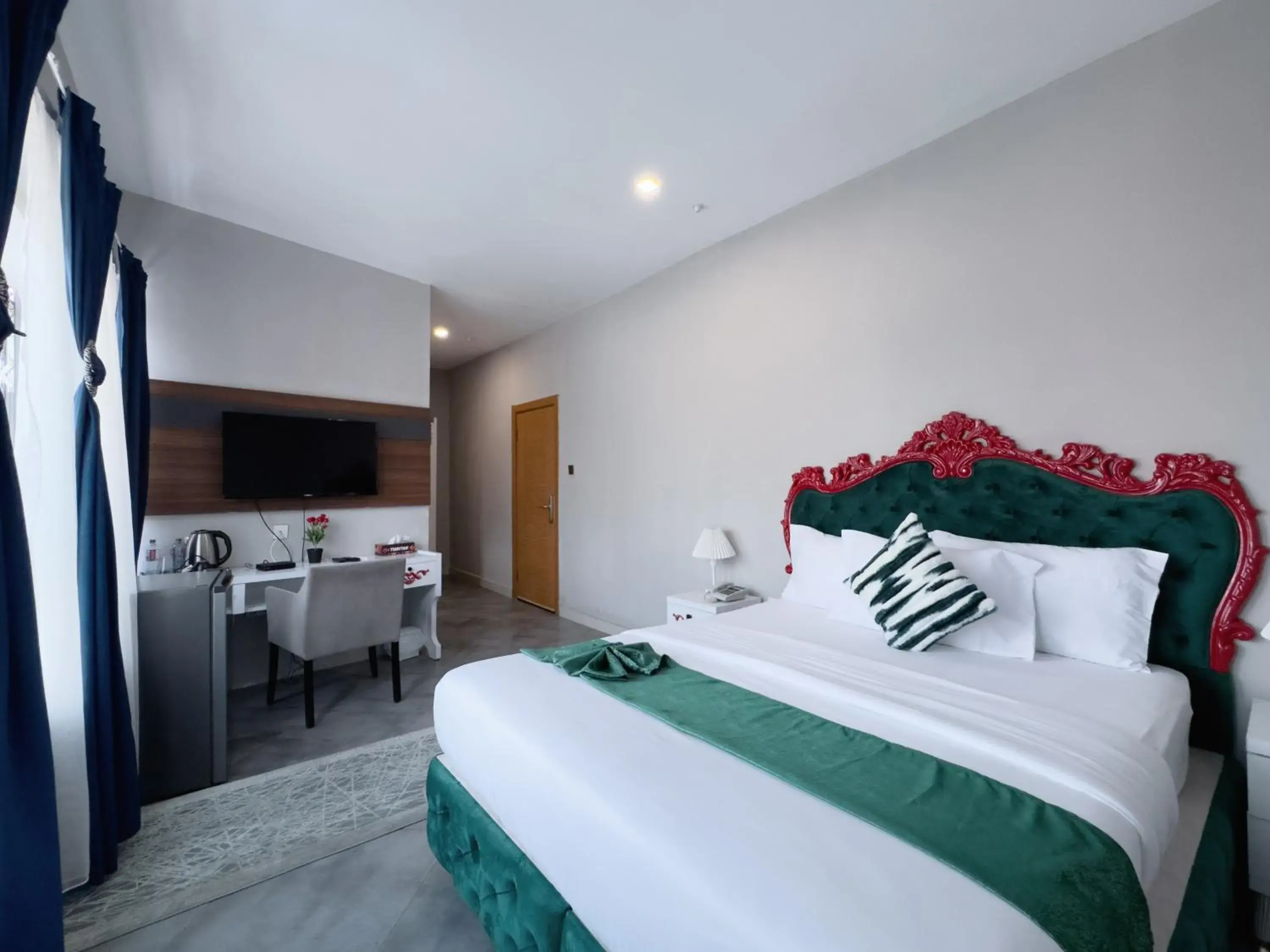 Superior Double Room - single occupancy in Euro Homes Hotel Superior Double Room - single occupancy in Euro Homes Hotel