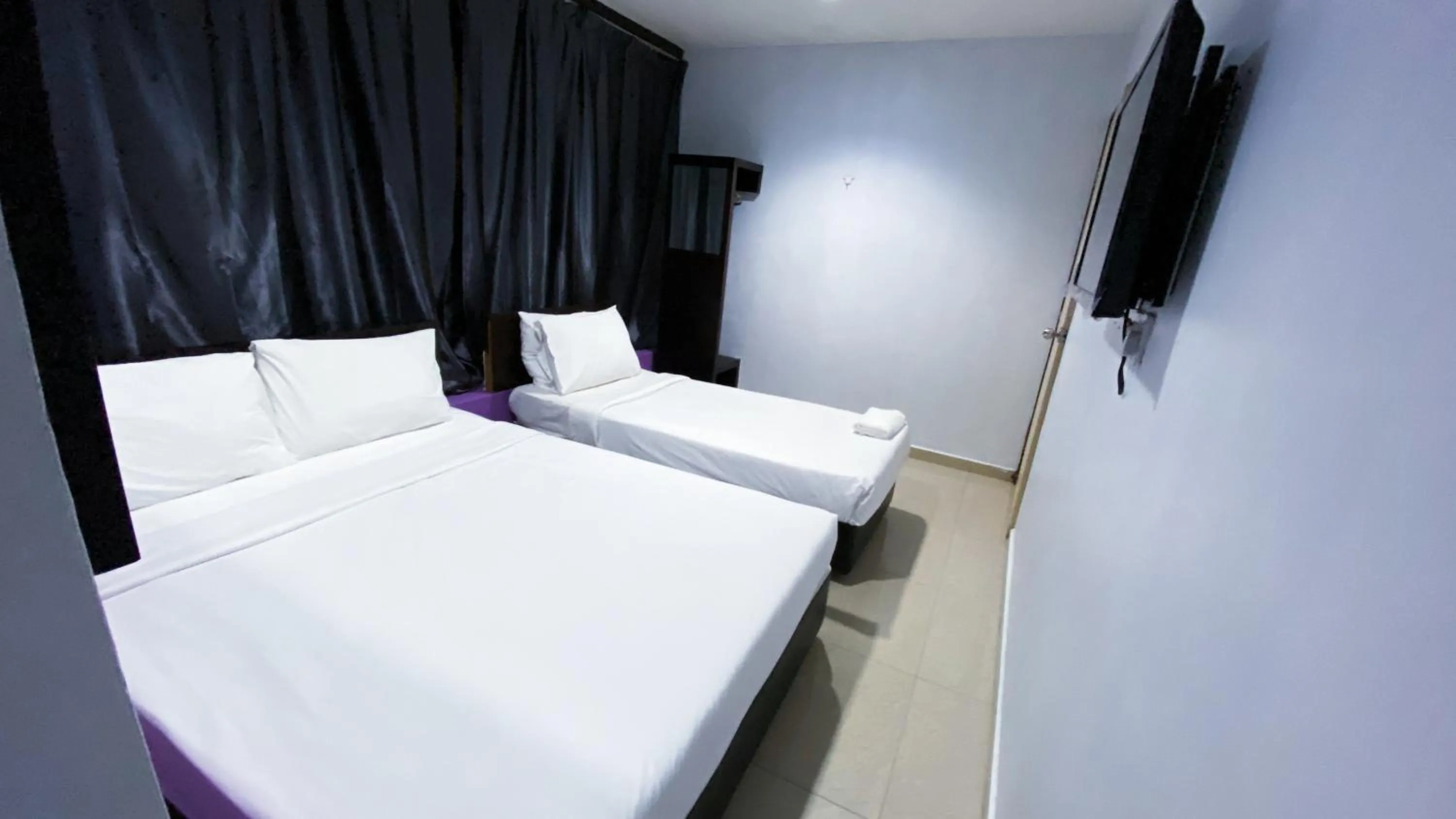 Bed in SMART HOTEL SEKSYEN 15 SHAH ALAM