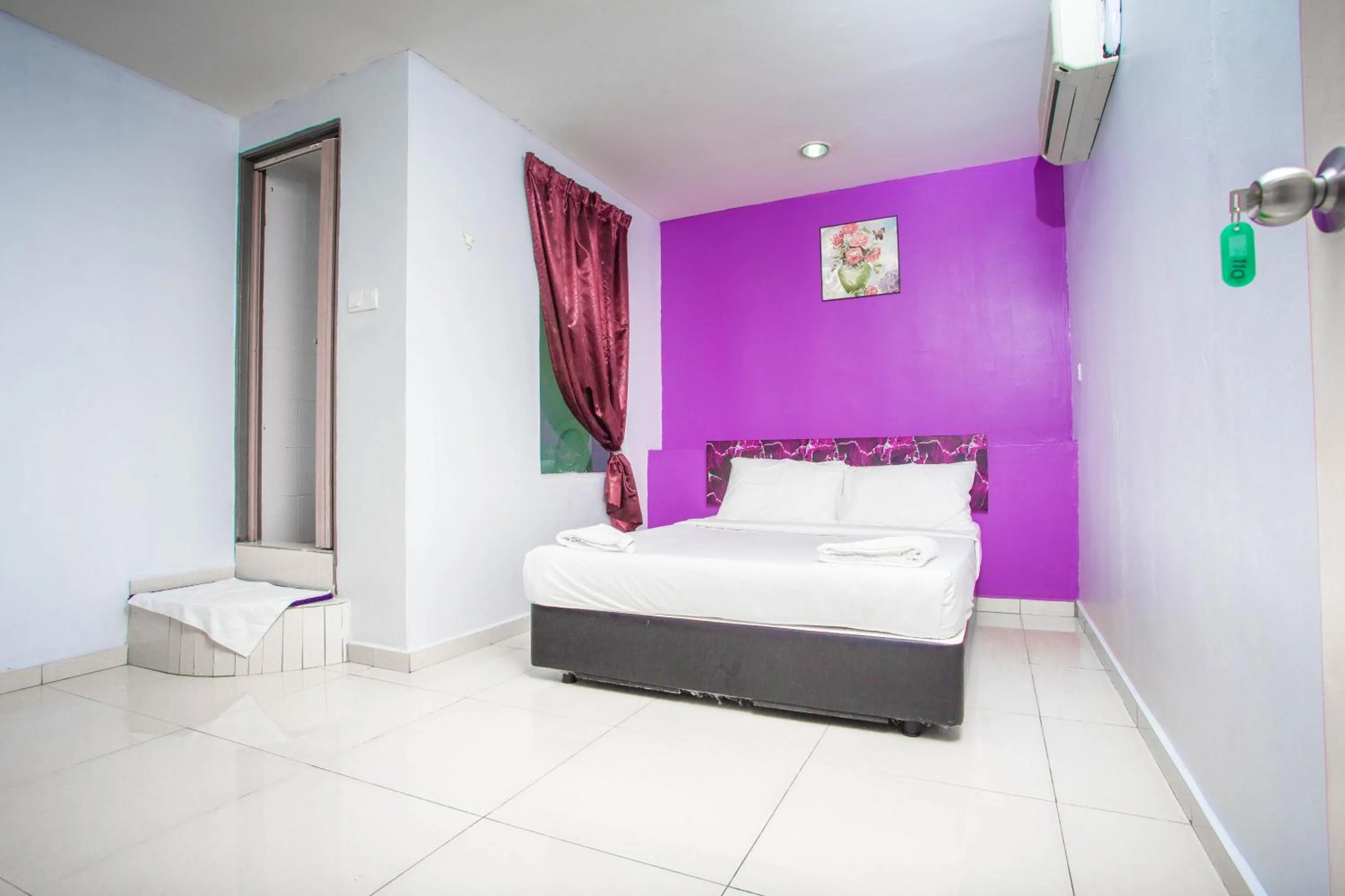 Bed in SMART HOTEL SEKSYEN 15 SHAH ALAM