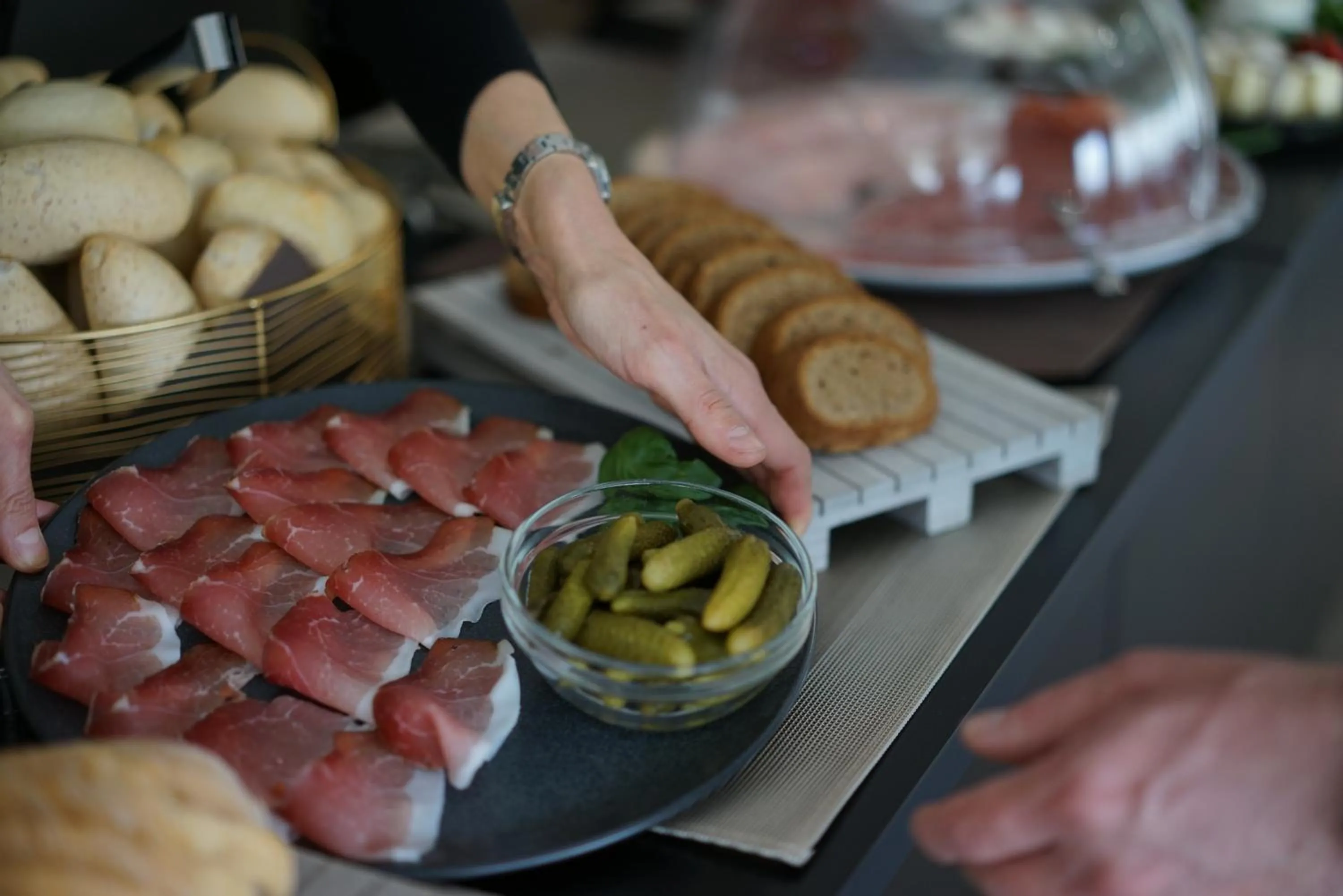 Restaurant/places to eat in Hotel Aplo - Breakfast Experience