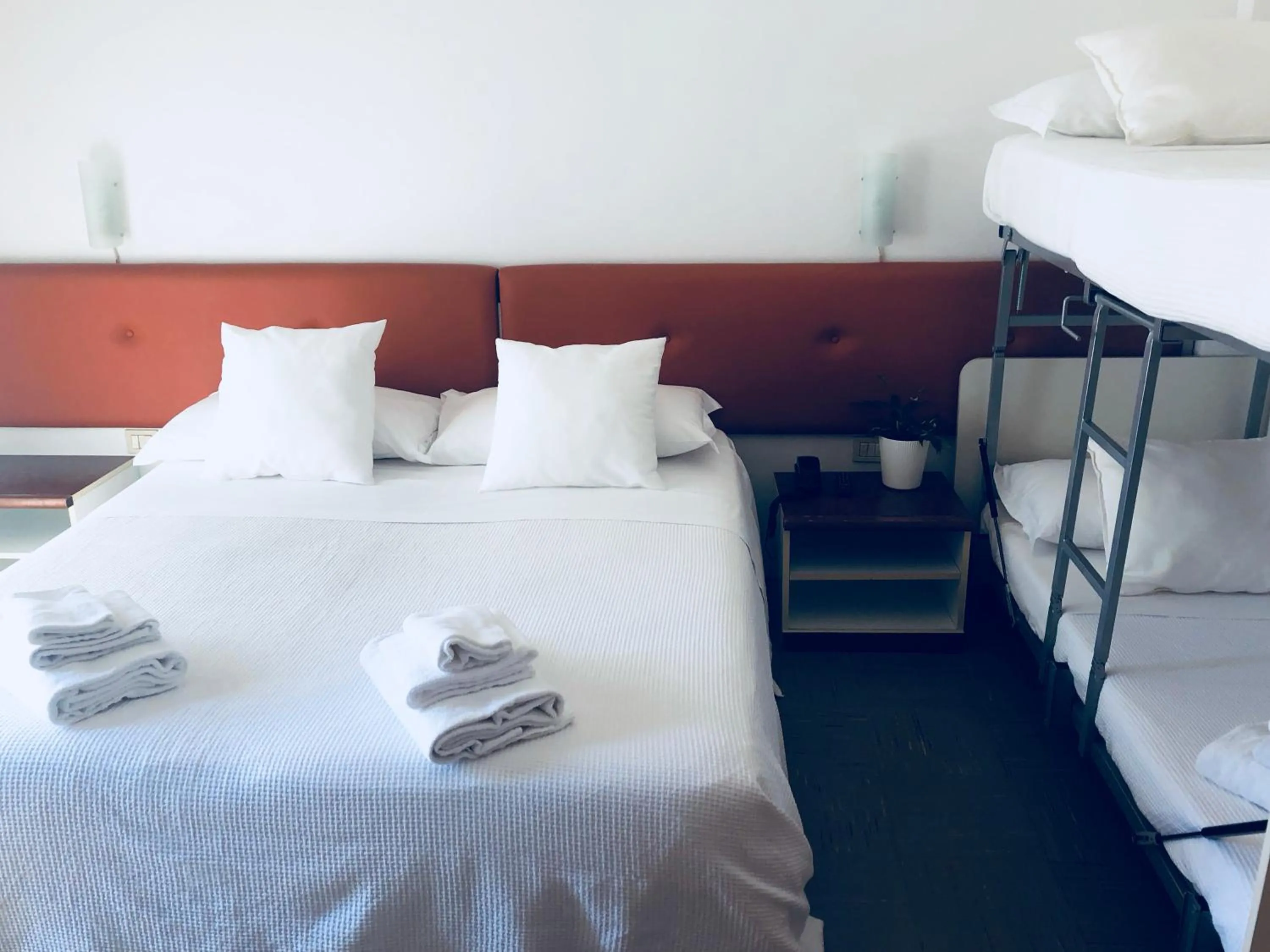 Photo of the whole room, Bed in Hotel Aplo - Breakfast Experience