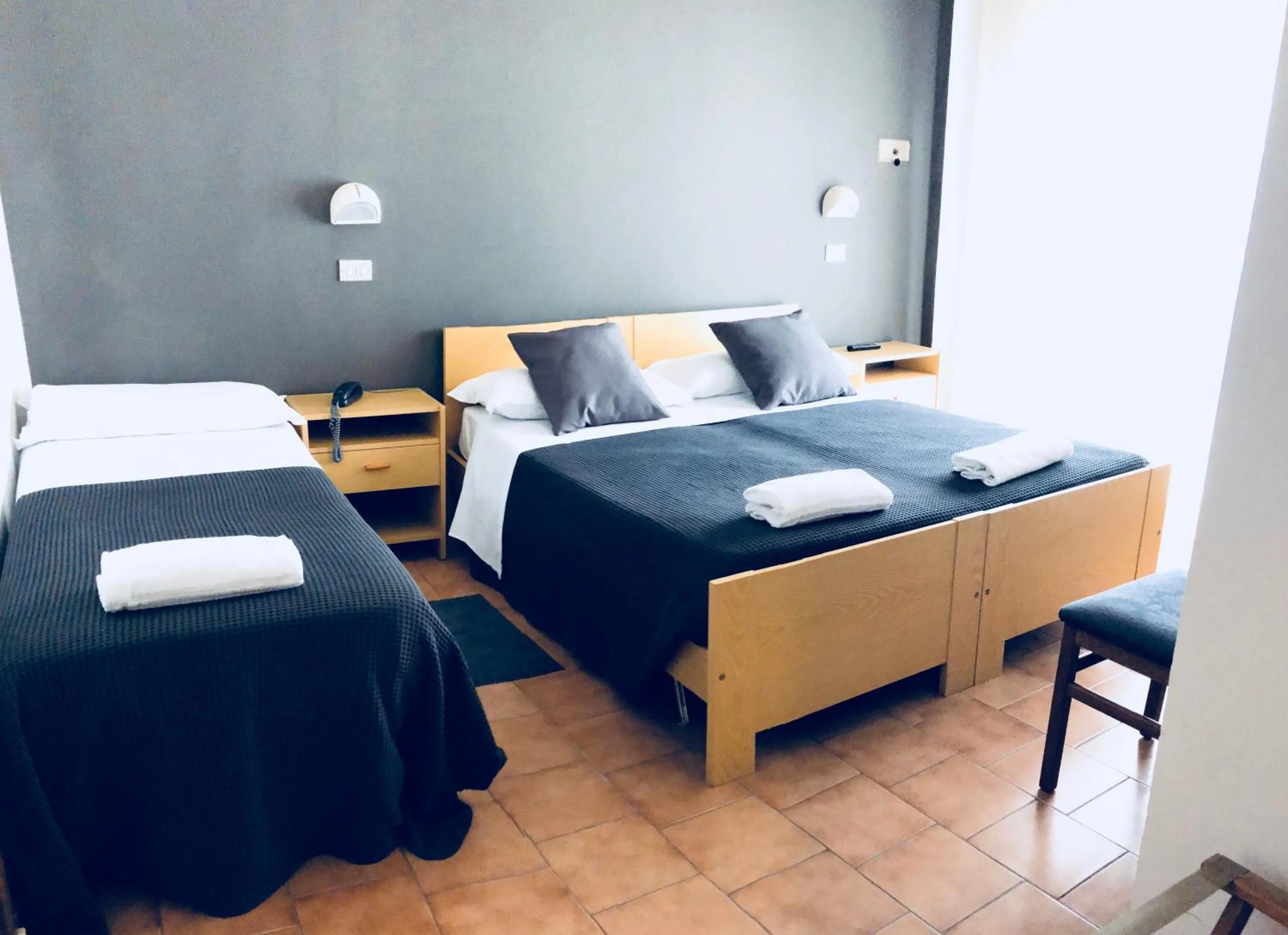 Photo of the whole room, Bed in Hotel Aplo - Breakfast Experience