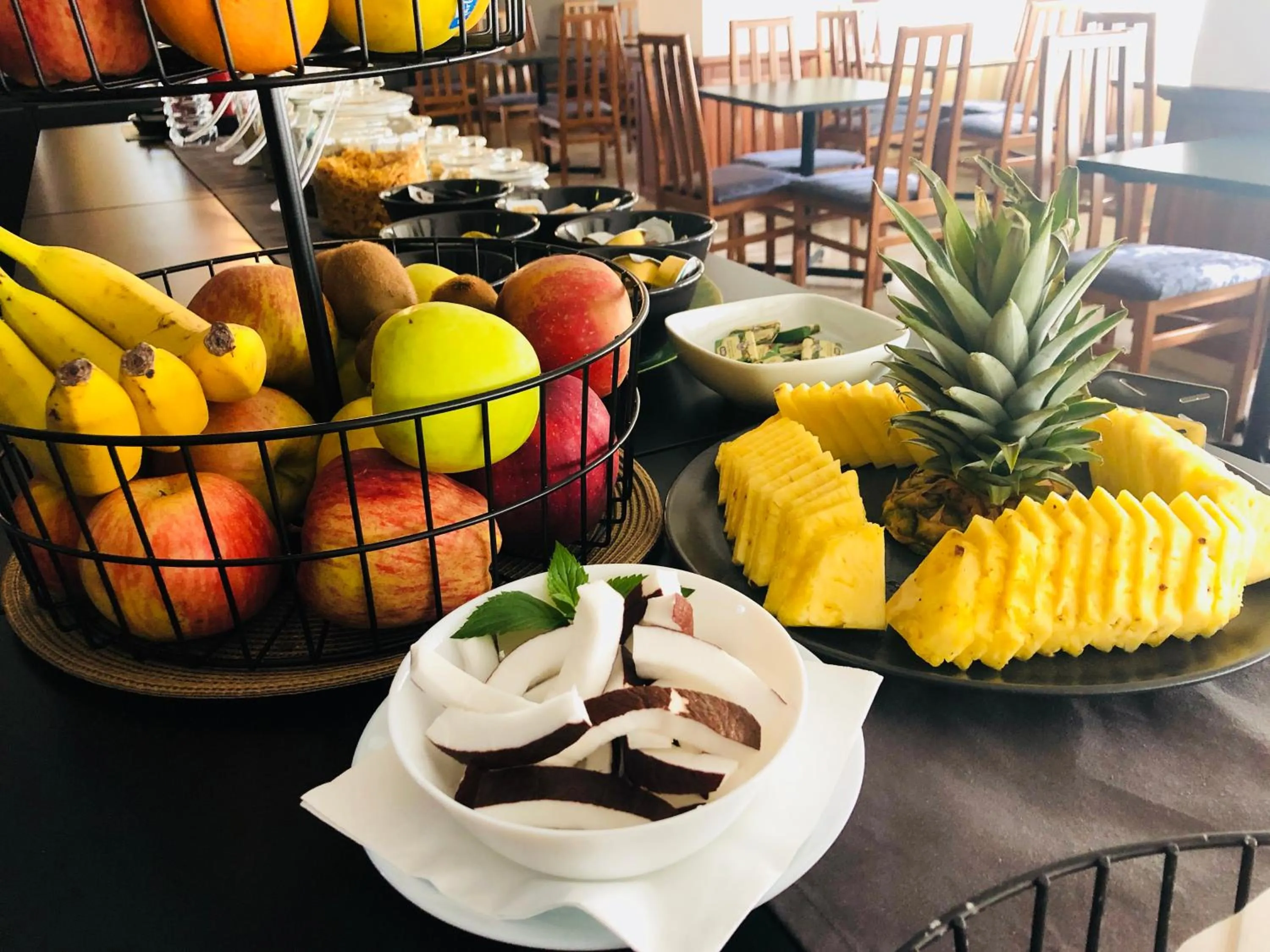 Restaurant/places to eat in Hotel Aplo - Breakfast Experience