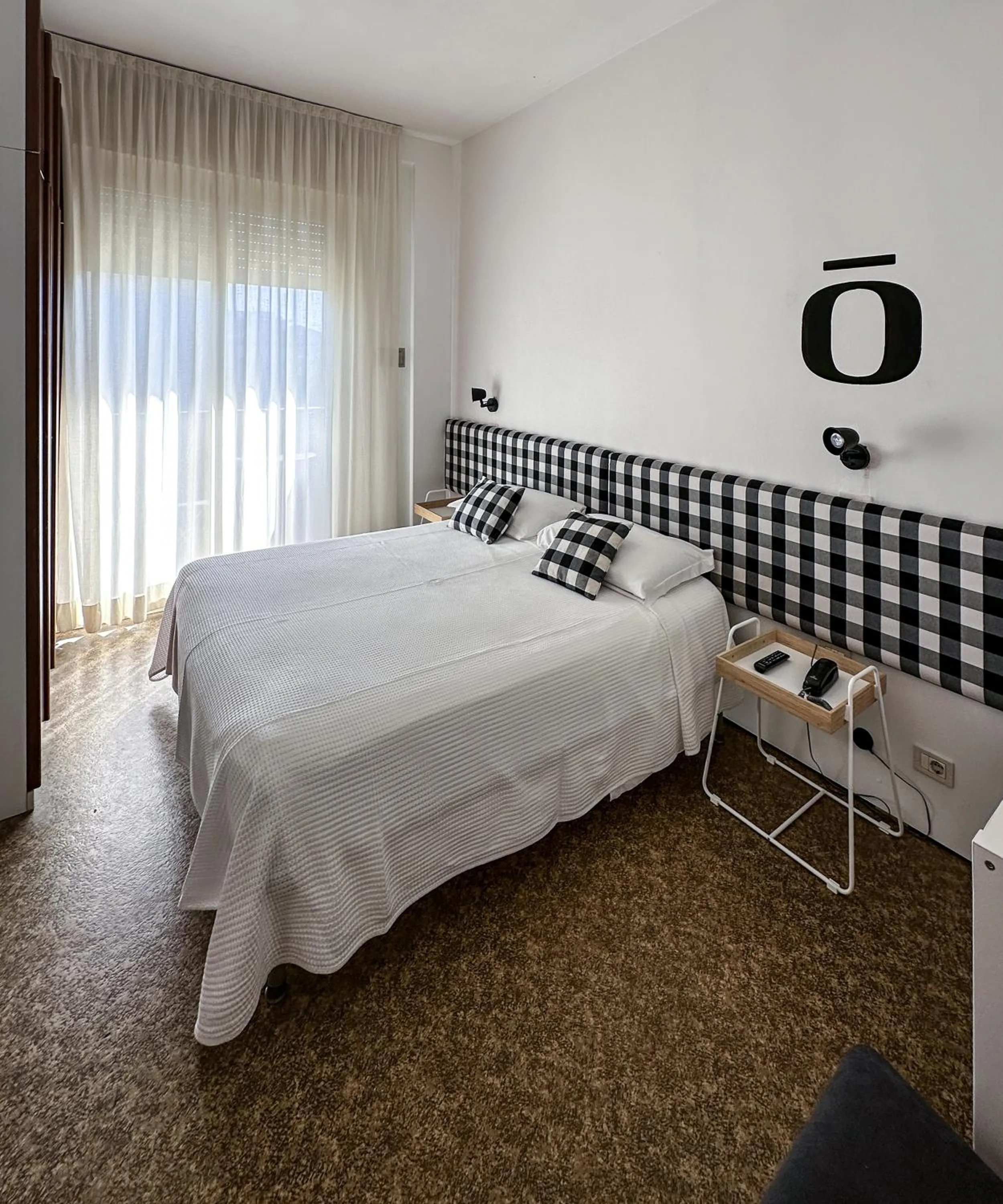 Bed in Hotel Aplo - Breakfast Experience