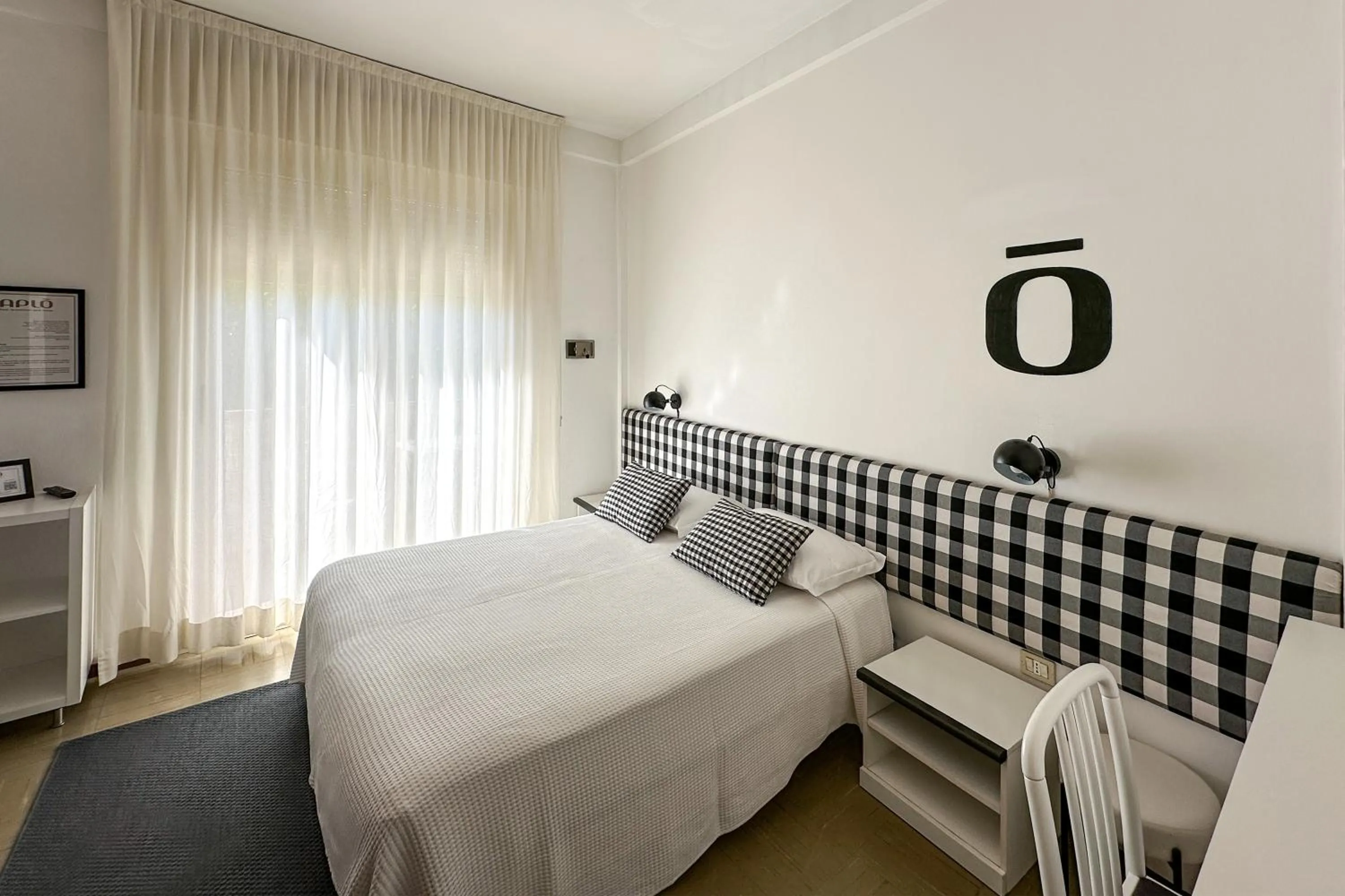 Bedroom, Bed in Hotel Aplo - Breakfast Experience