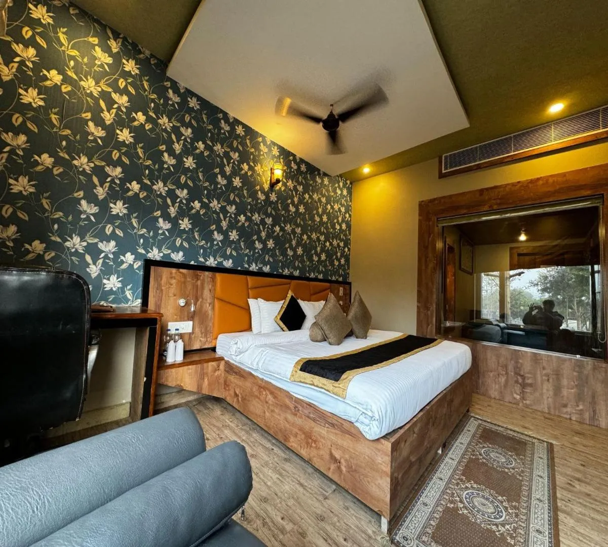 Bed in Hotel Runway Inn