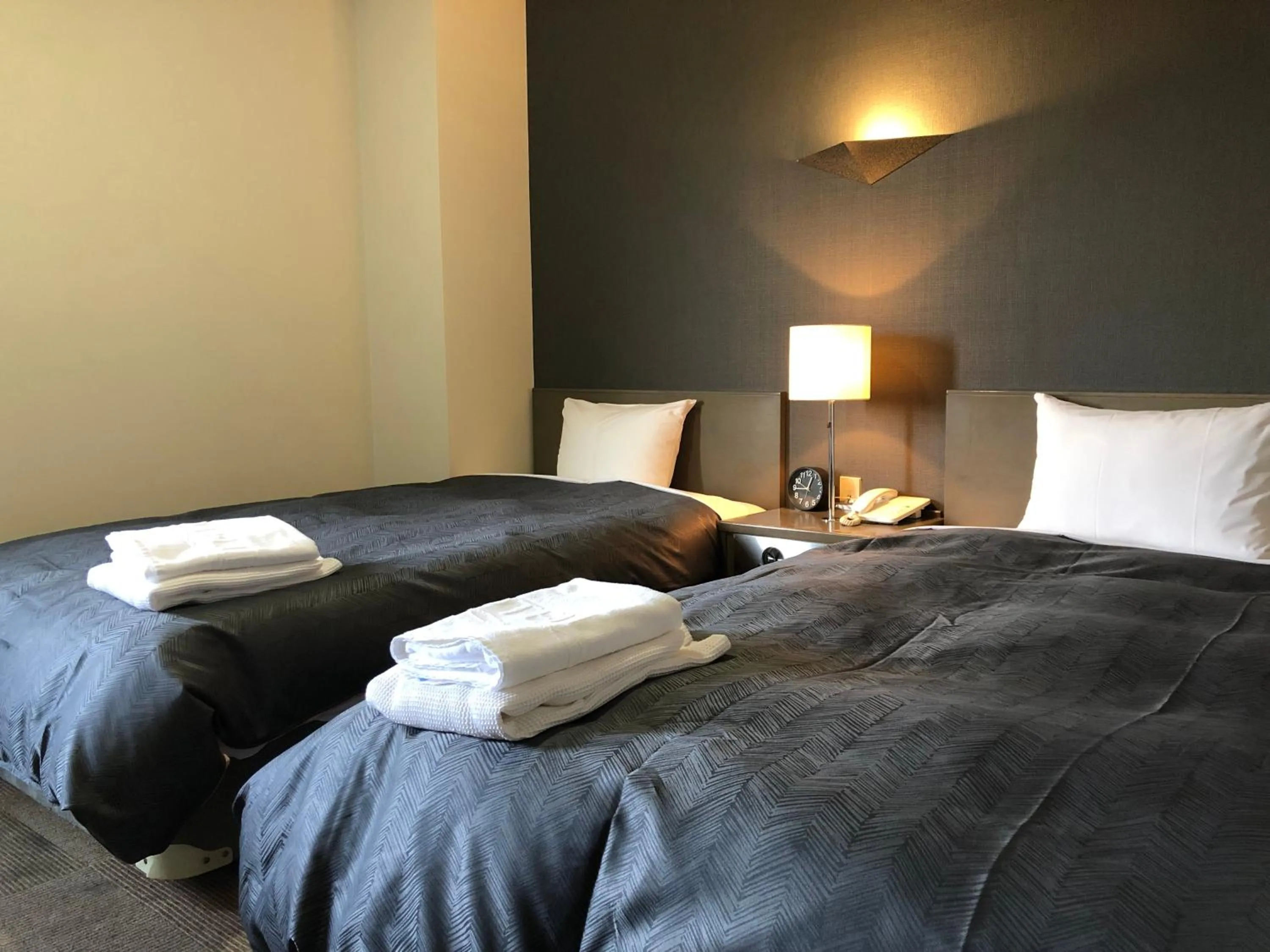 Bed in Hotel New White House