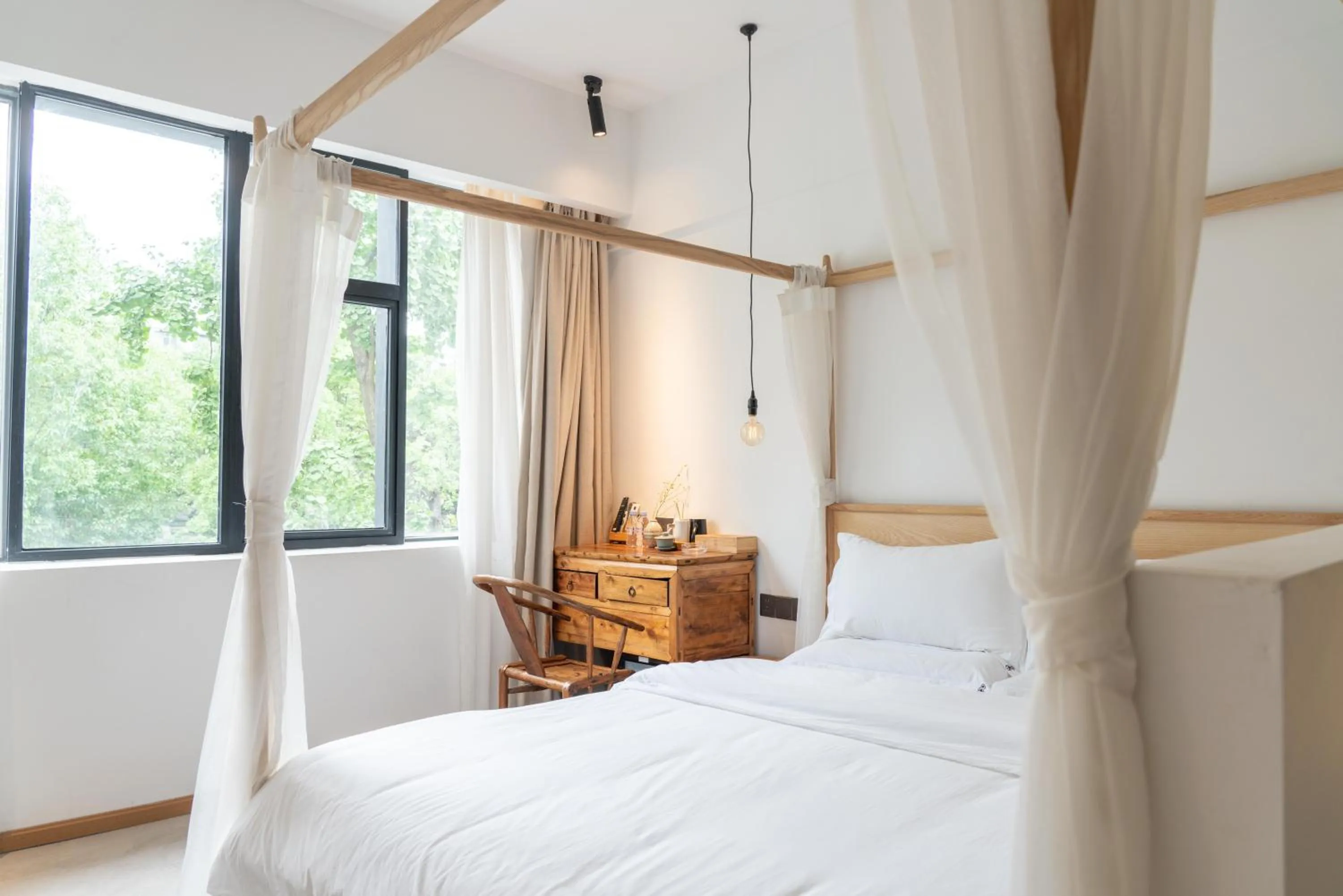 Bed in Moonlight Hotel