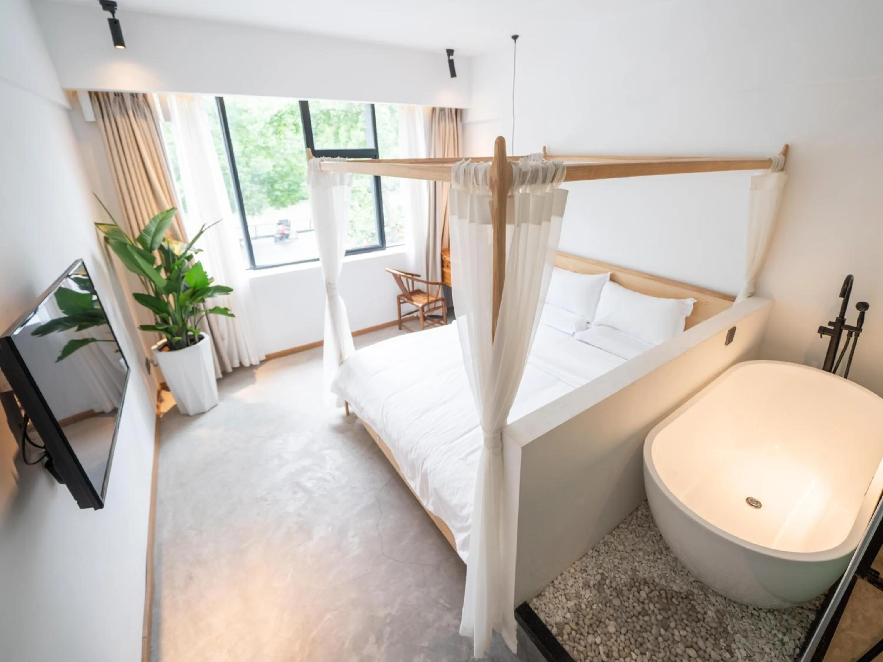 Bed in Moonlight Hotel