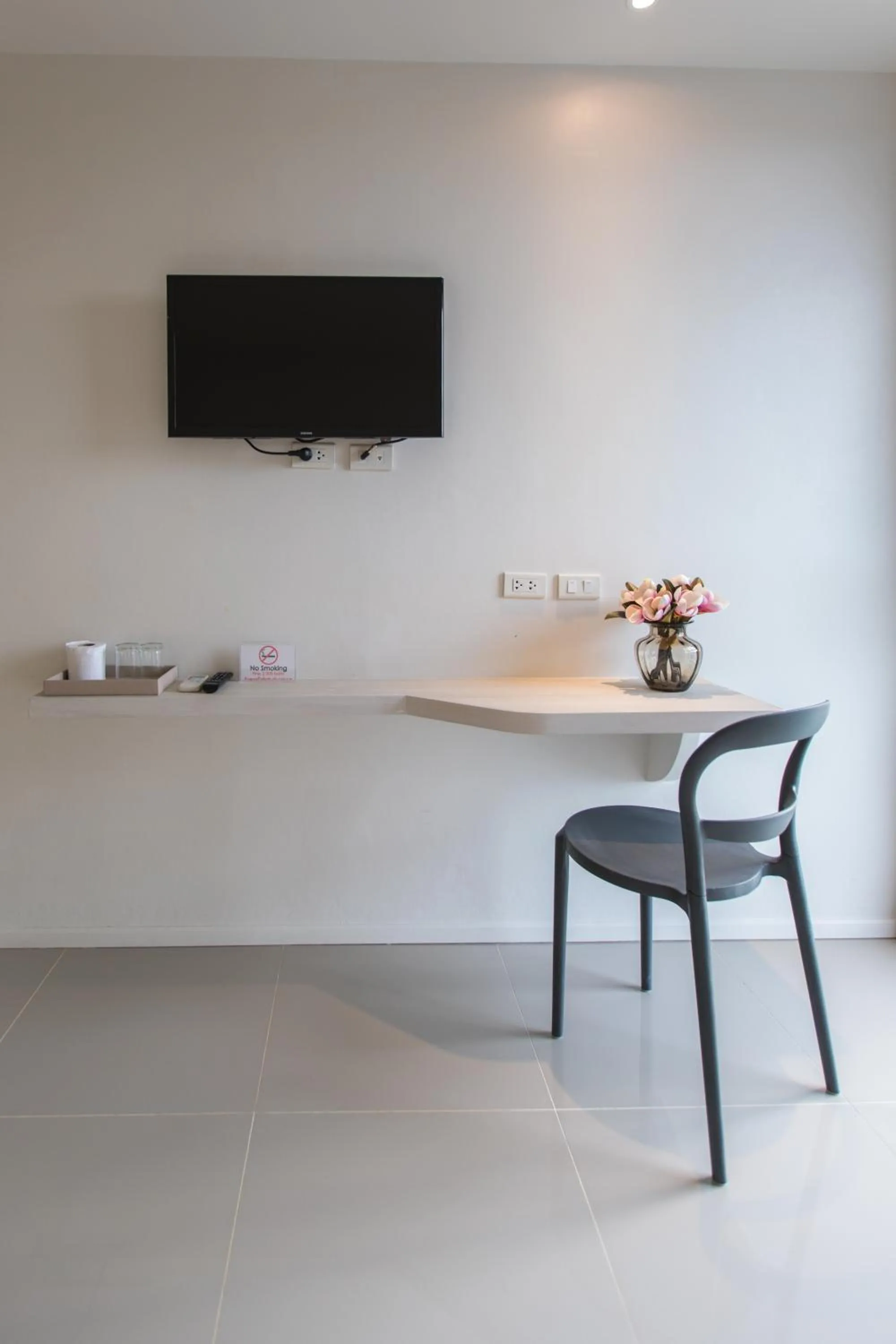 Communal lounge/ TV room in Prima House Pattaya