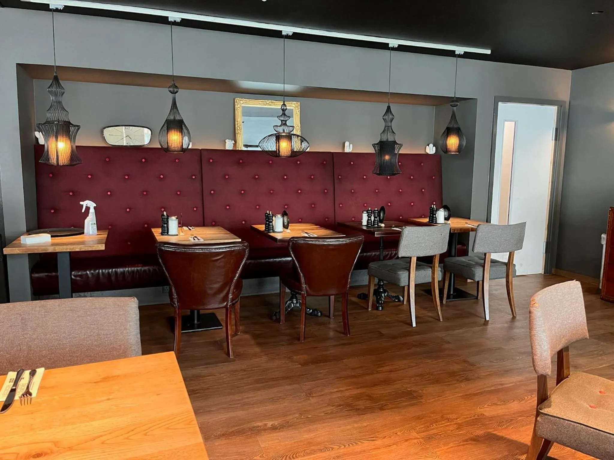 Restaurant/places to eat in pentahotel Birmingham