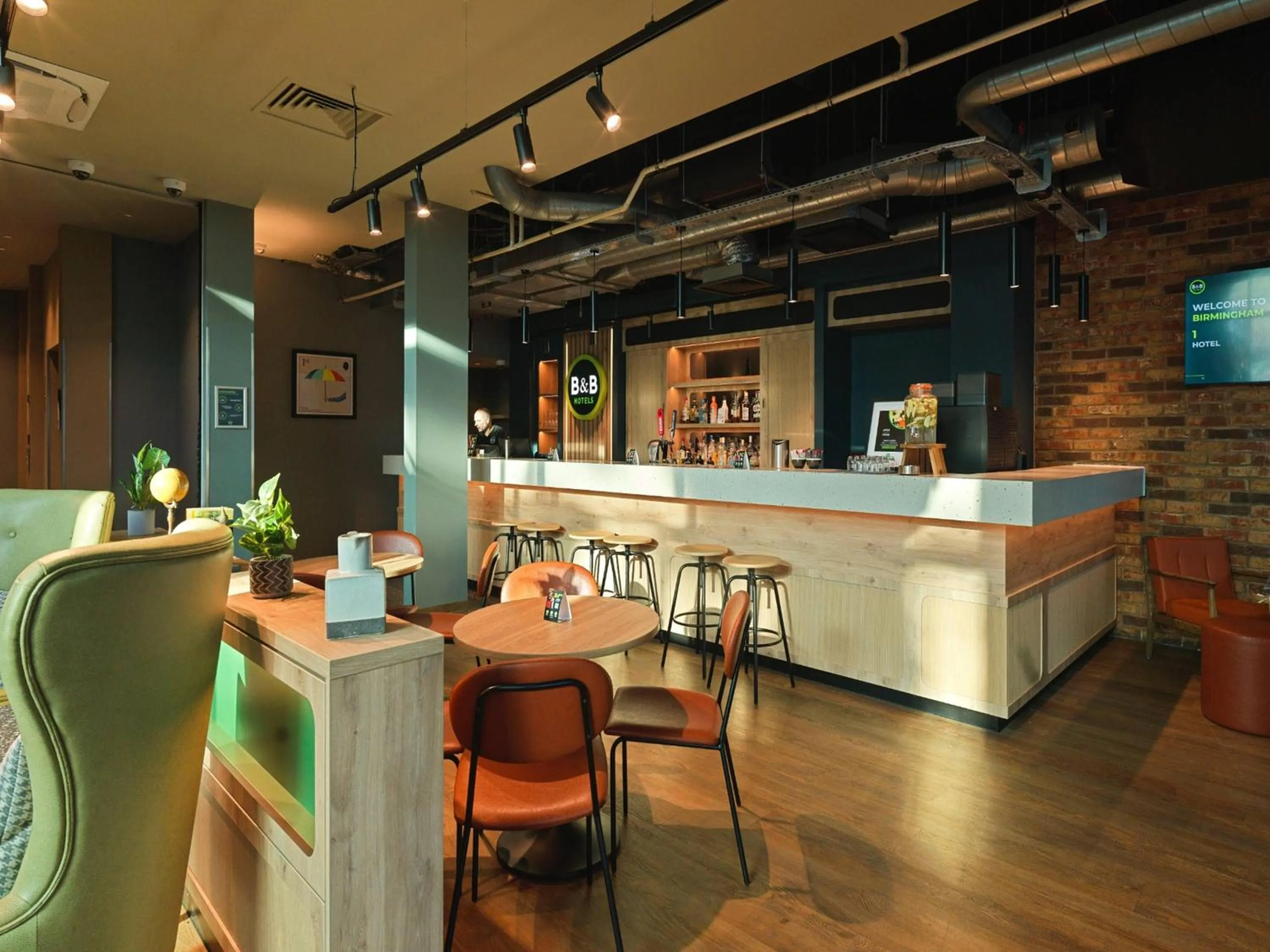 Lounge or bar in B&B HOTEL Birmingham Centre