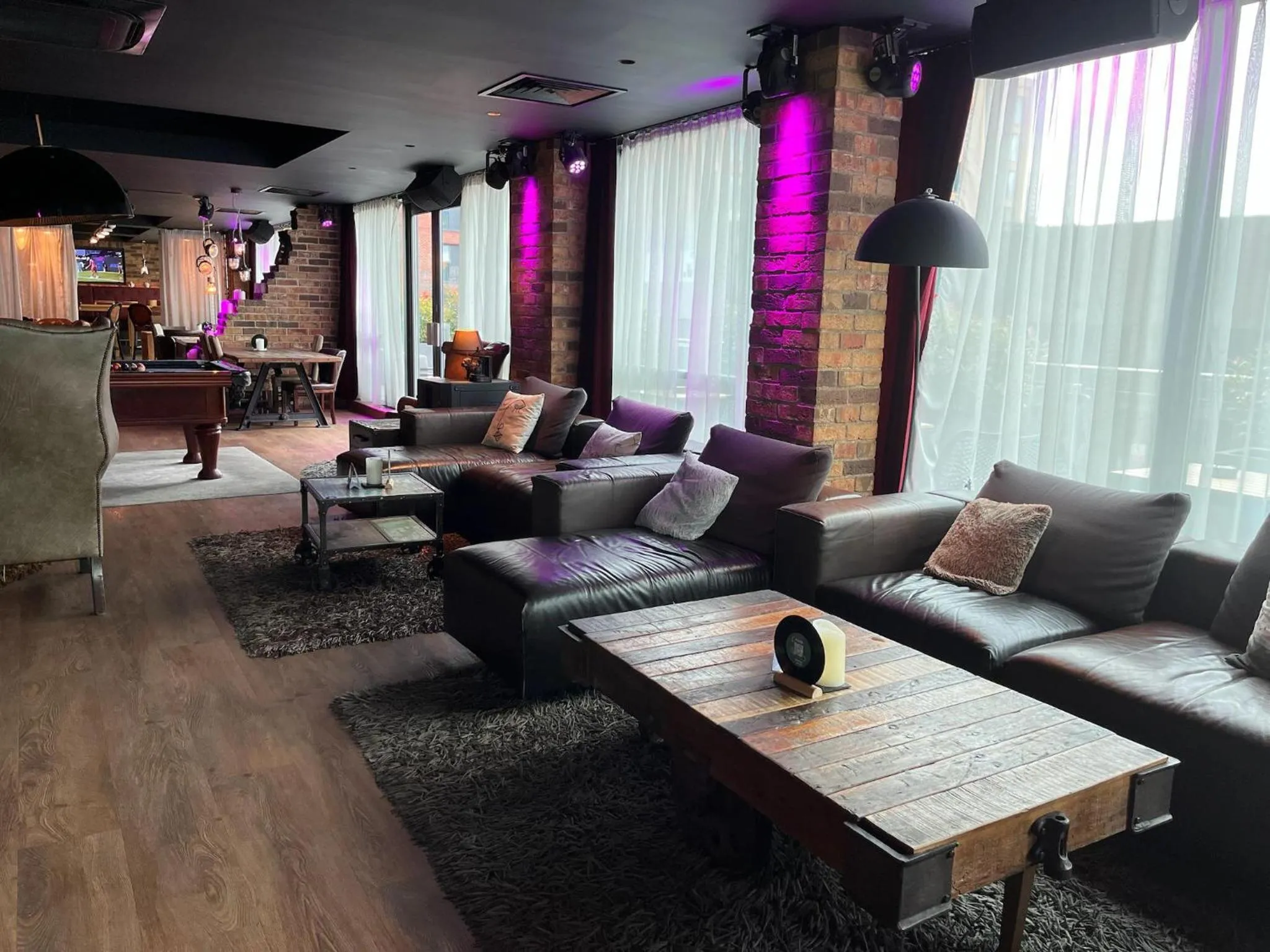 Lobby or reception in pentahotel Birmingham