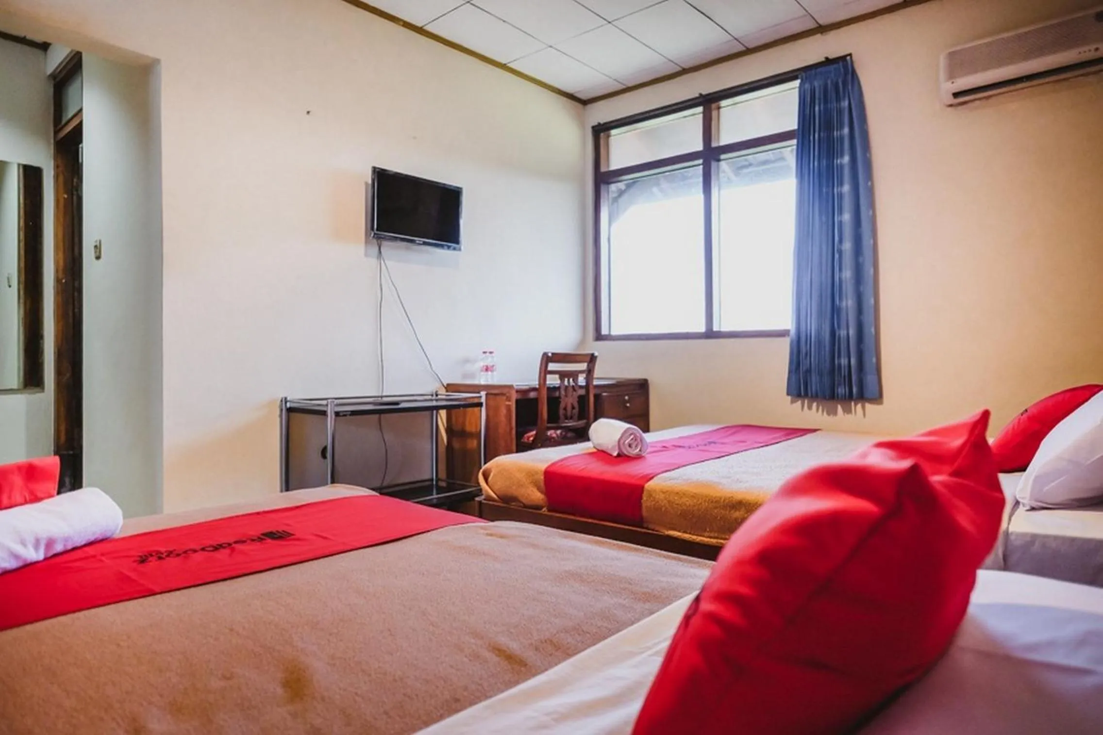 Bedroom, Bed in RedDoorz @ Ungaran