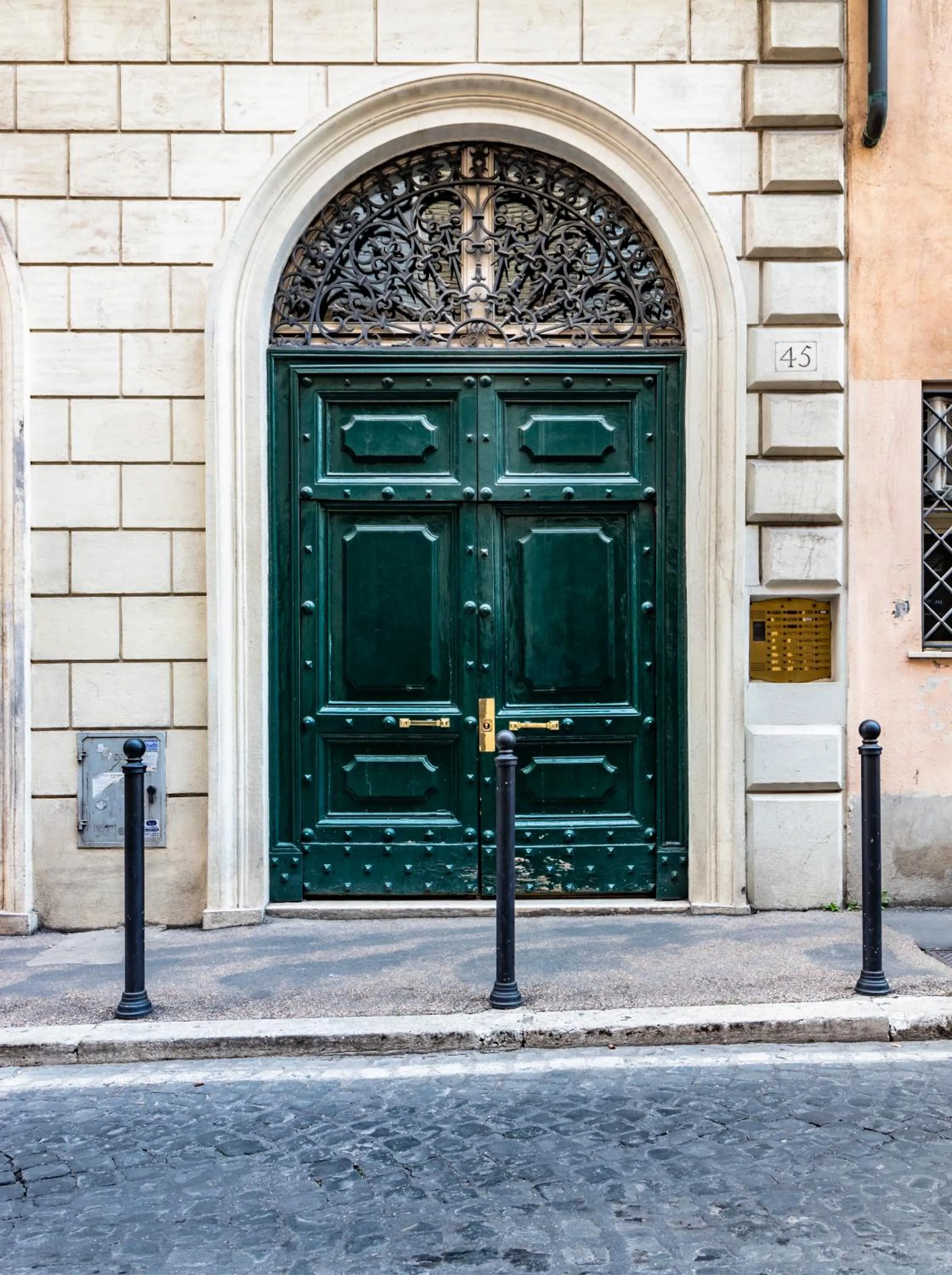Facade/entrance in Pandy Suite