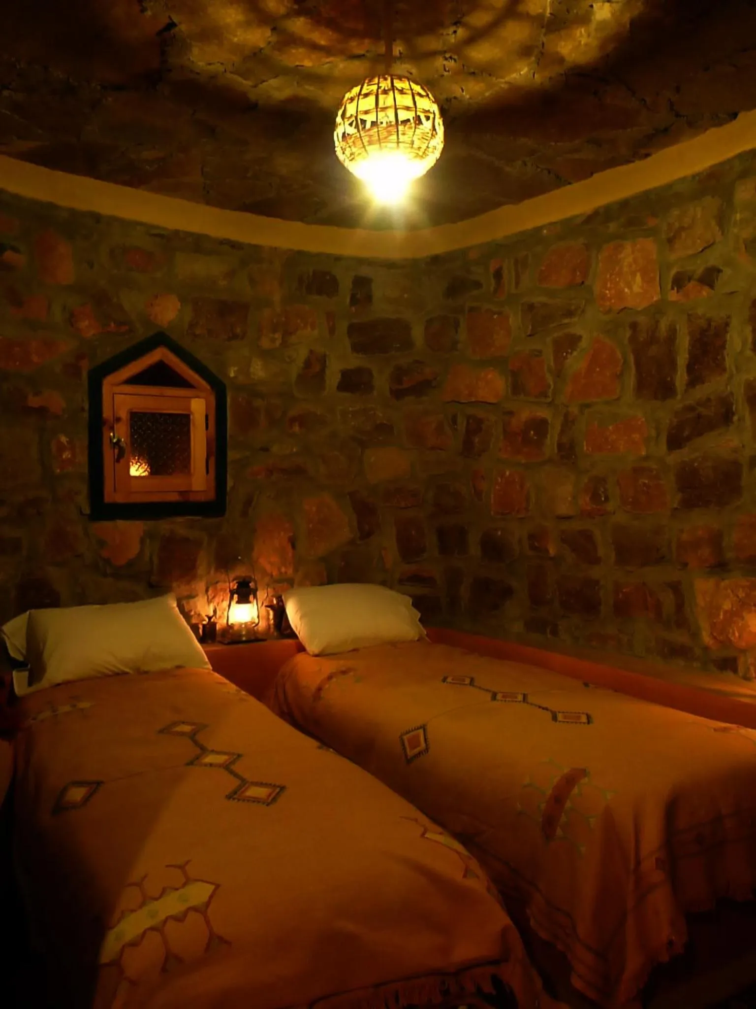 Shower, Bed in Auberge Le Festival Todra Gorge